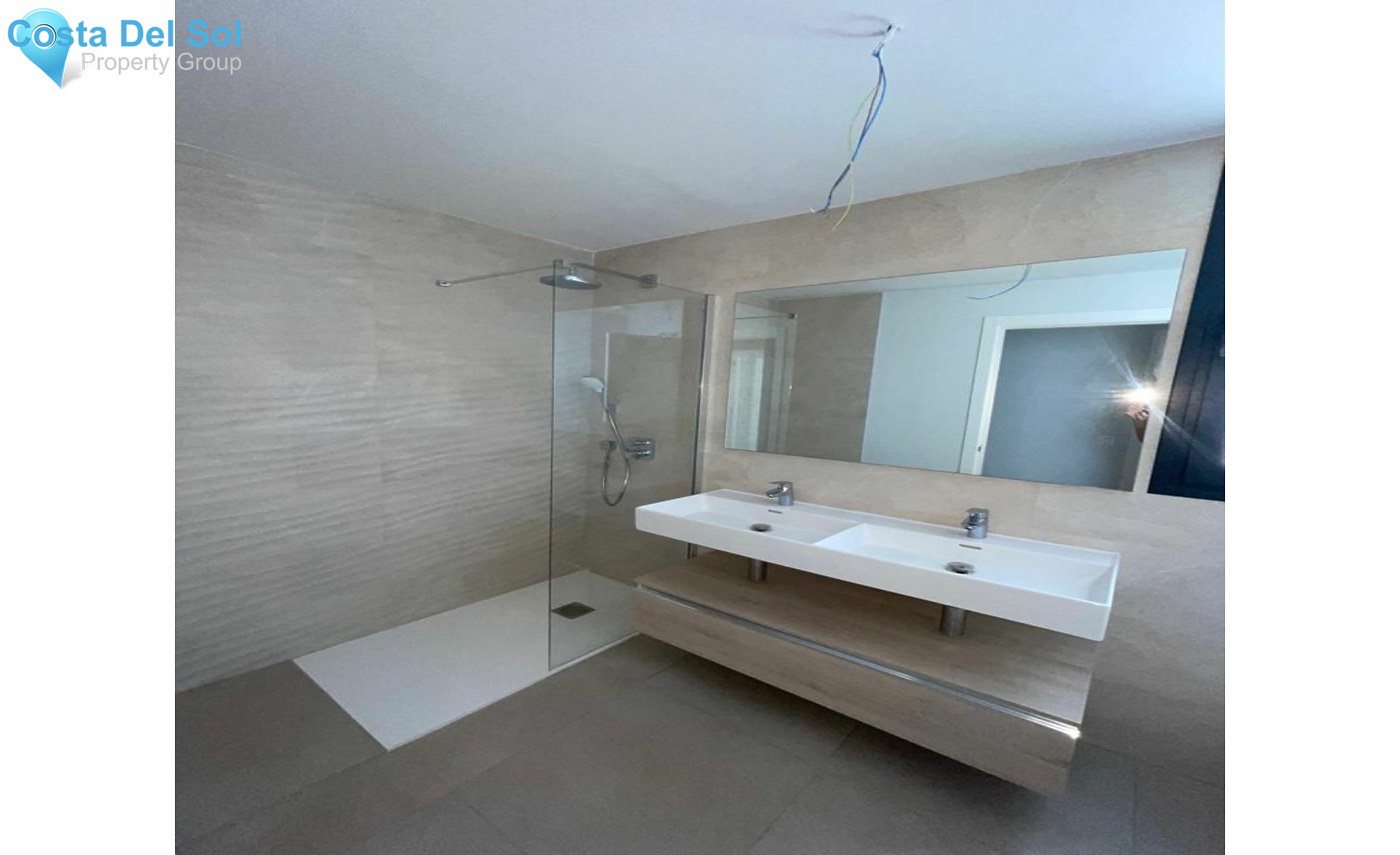 Middle Floor Apartment in Estepona-1180380