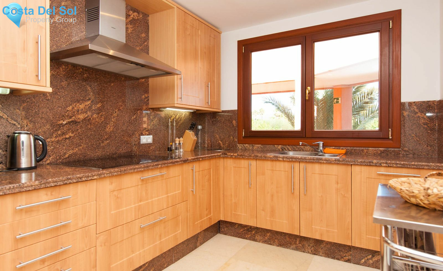 Middle Floor Apartment in Estepona-1182764
