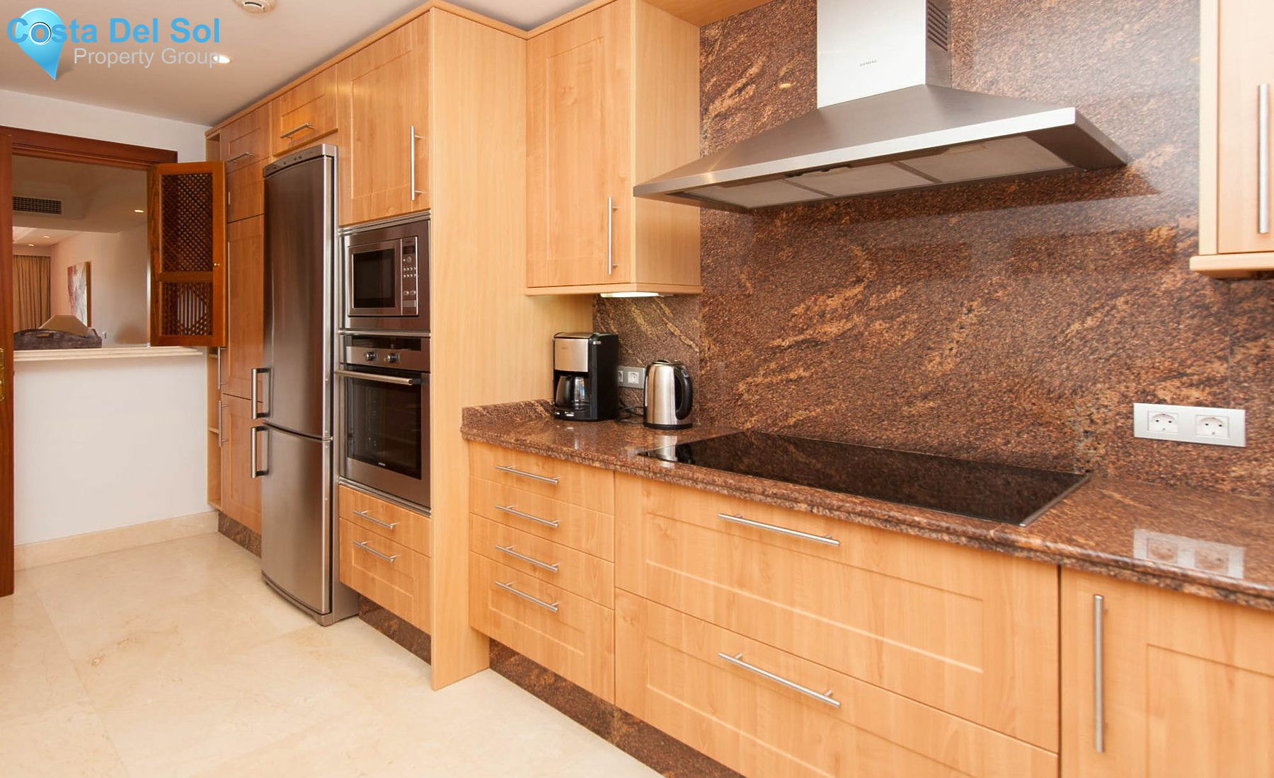 Middle Floor Apartment in Estepona-1182765