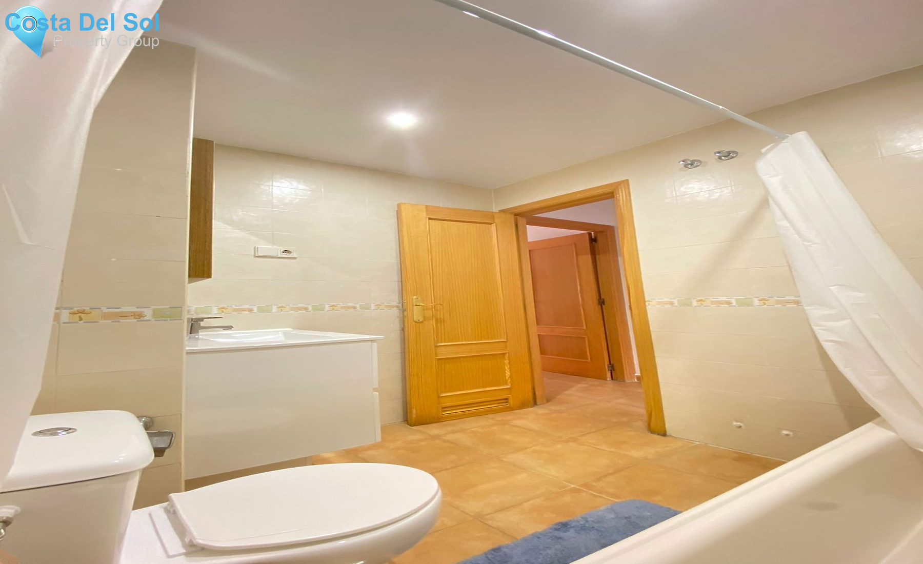 Middle Floor Apartment in Estepona-1185700