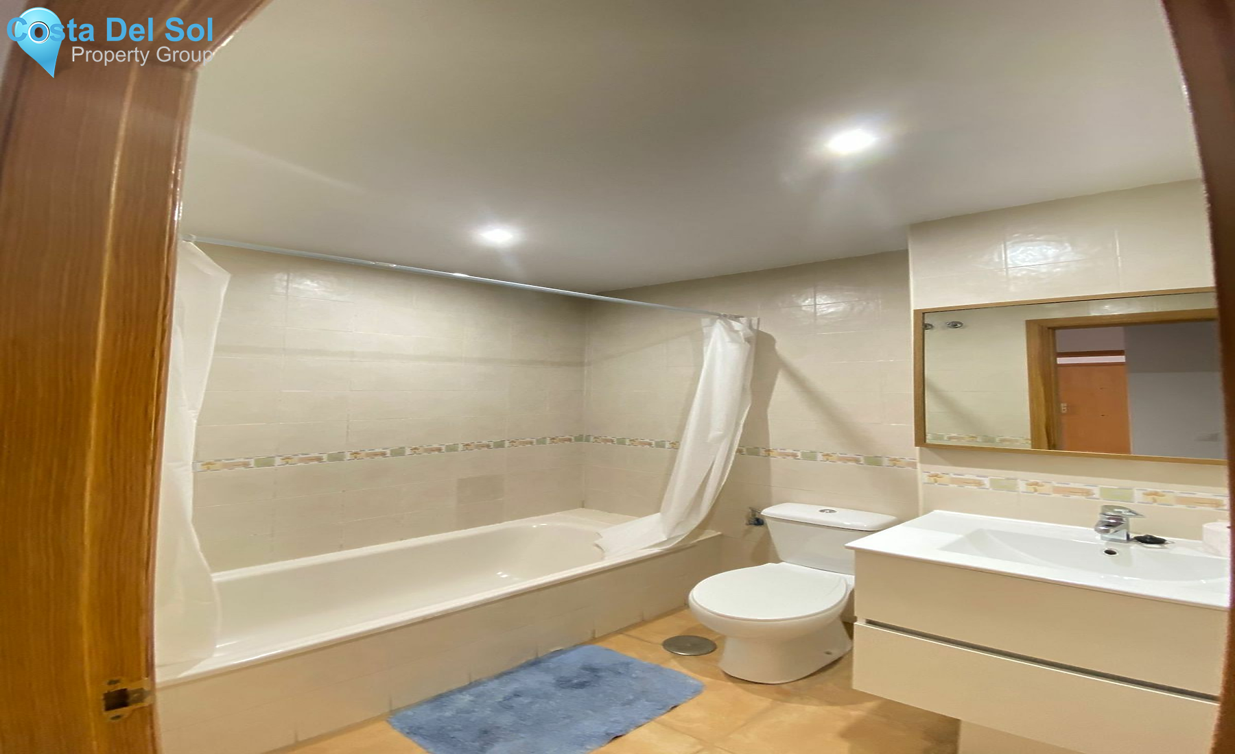 Middle Floor Apartment in Estepona-1185703