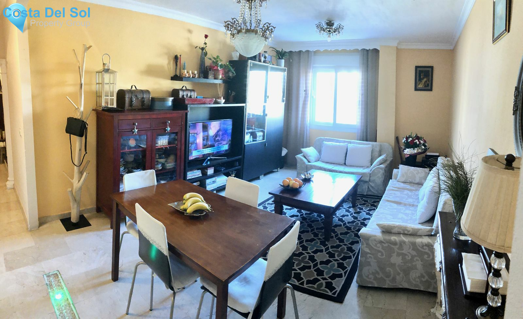 Middle Floor Apartment in Estepona-1191061