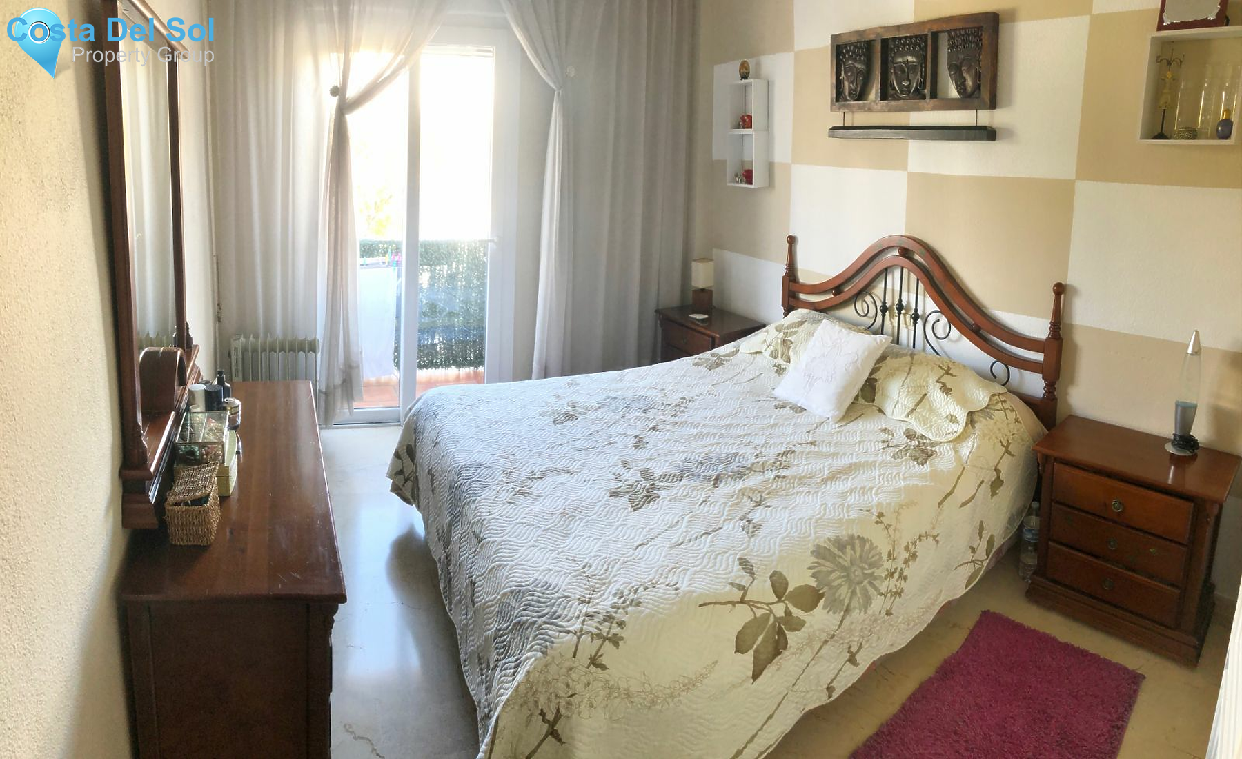 Middle Floor Apartment in Estepona-1191063