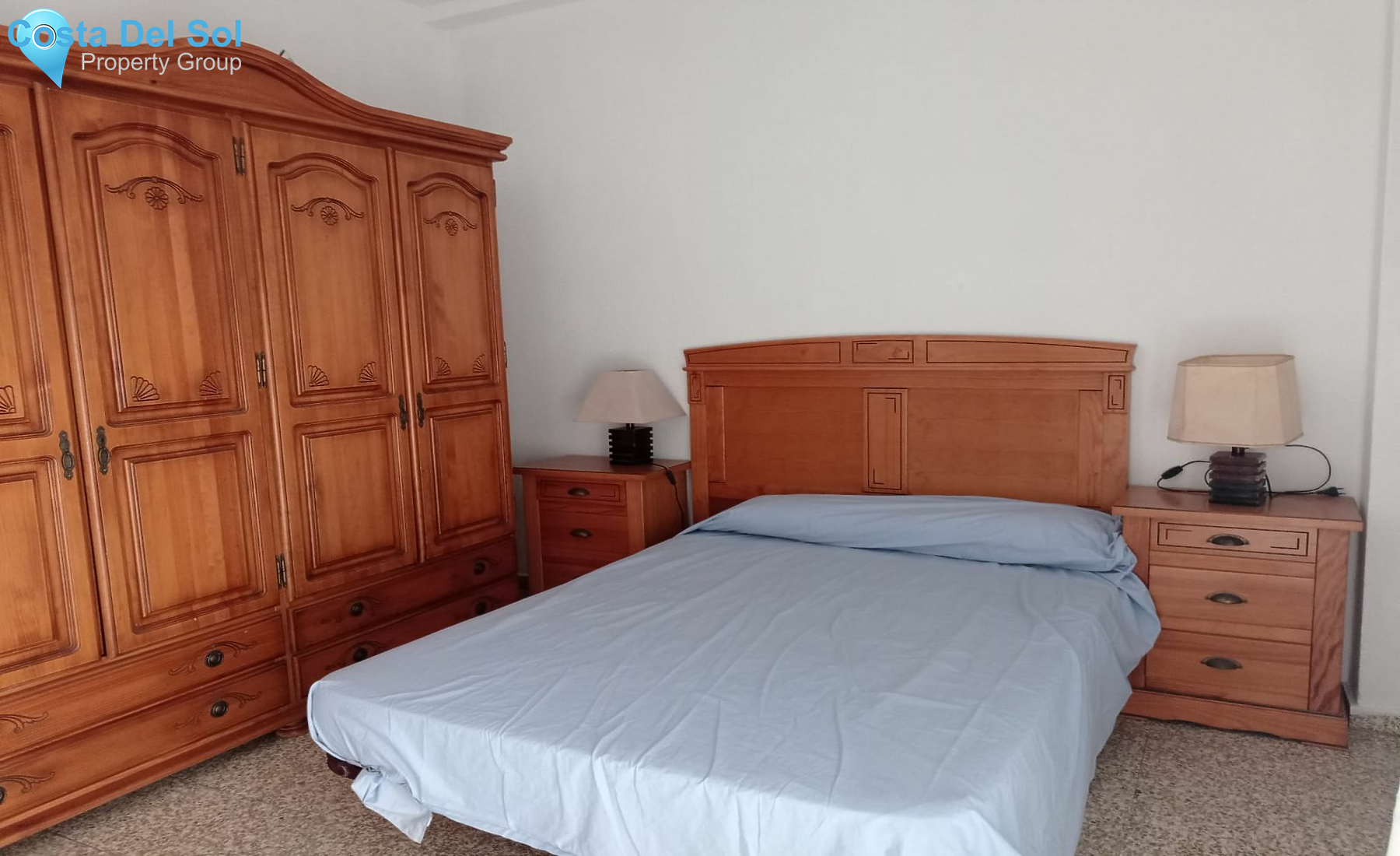 Middle Floor Apartment in Estepona-1209156