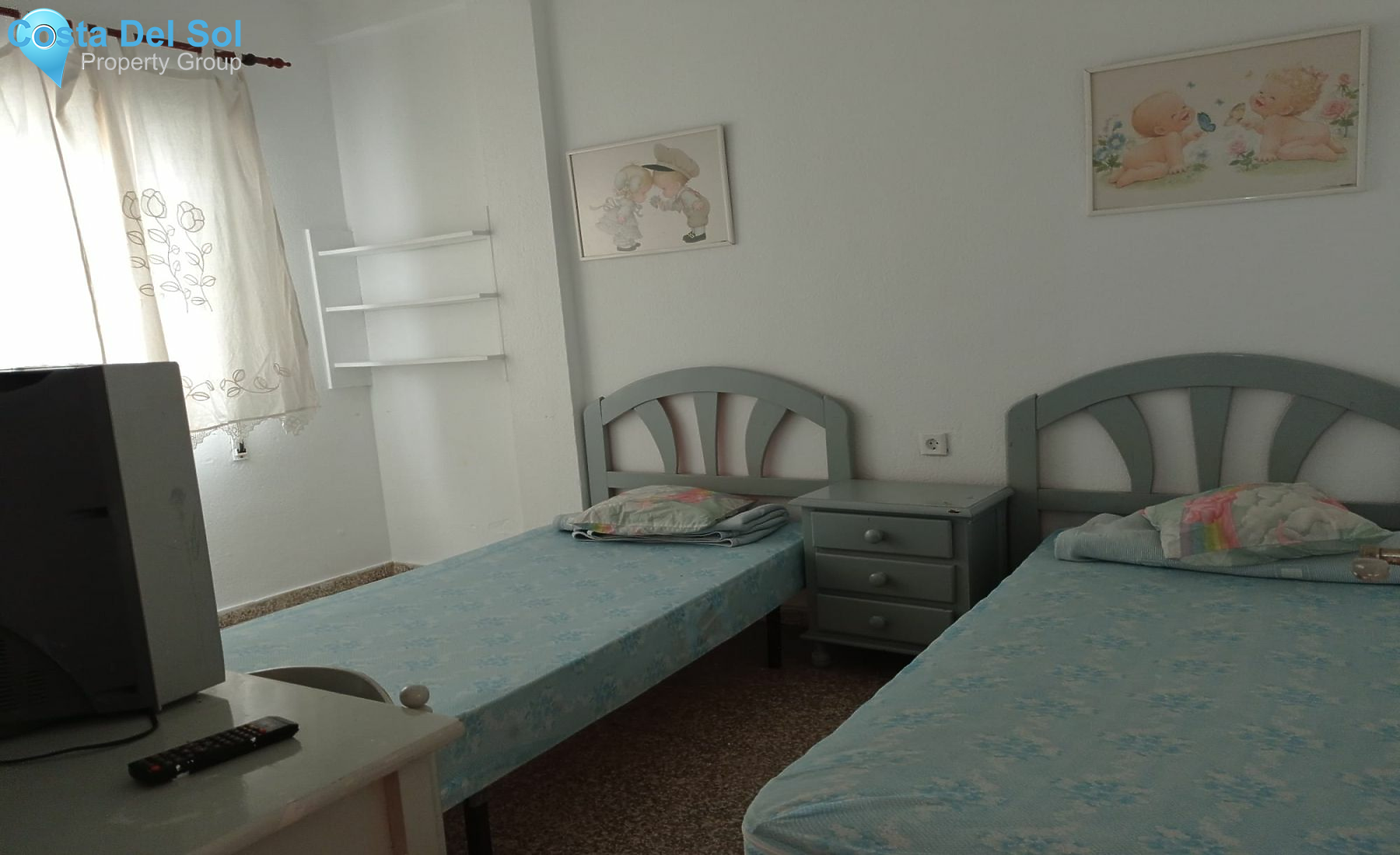 Middle Floor Apartment in Estepona-1209159