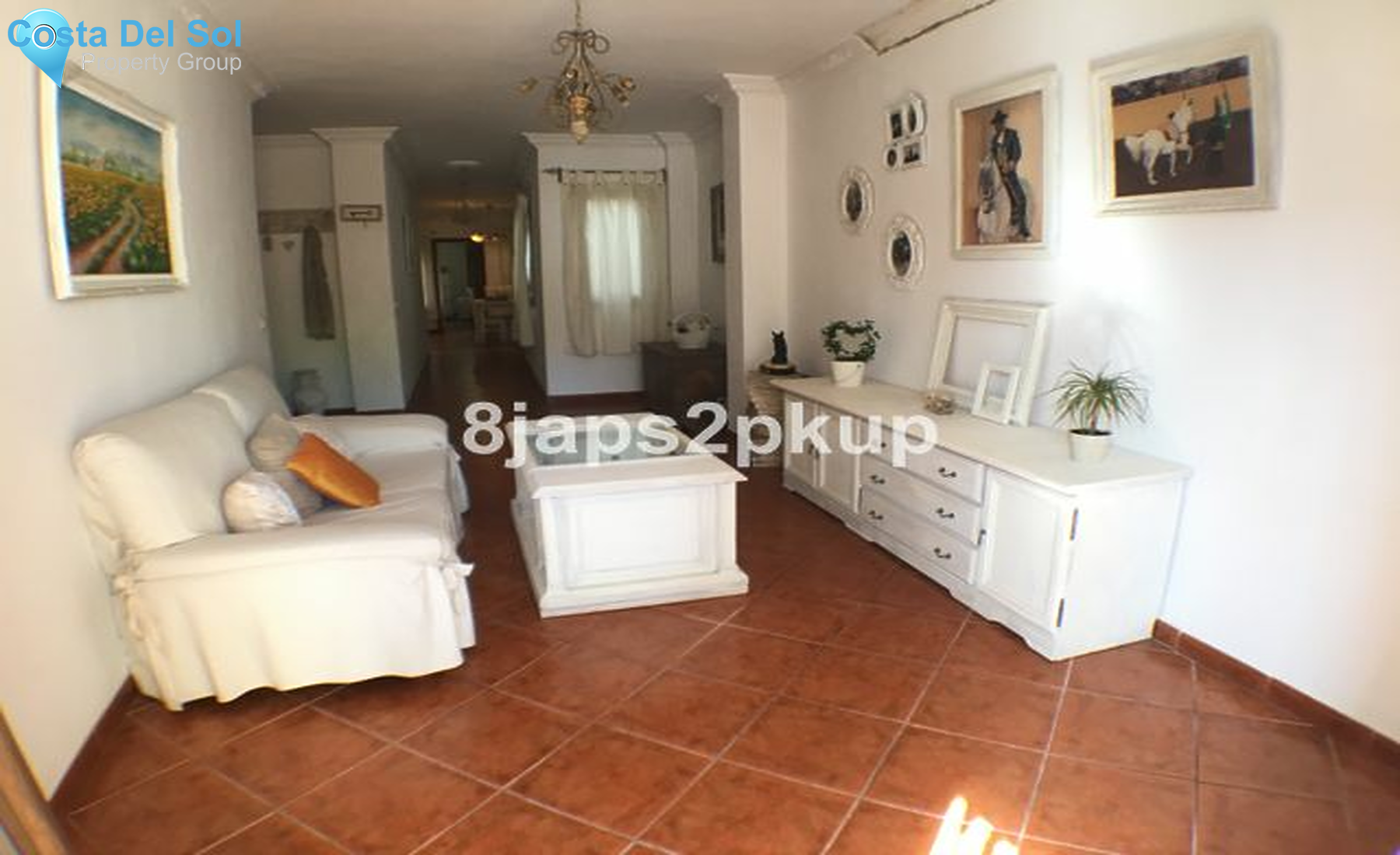 Middle Floor Apartment in Estepona-1213366