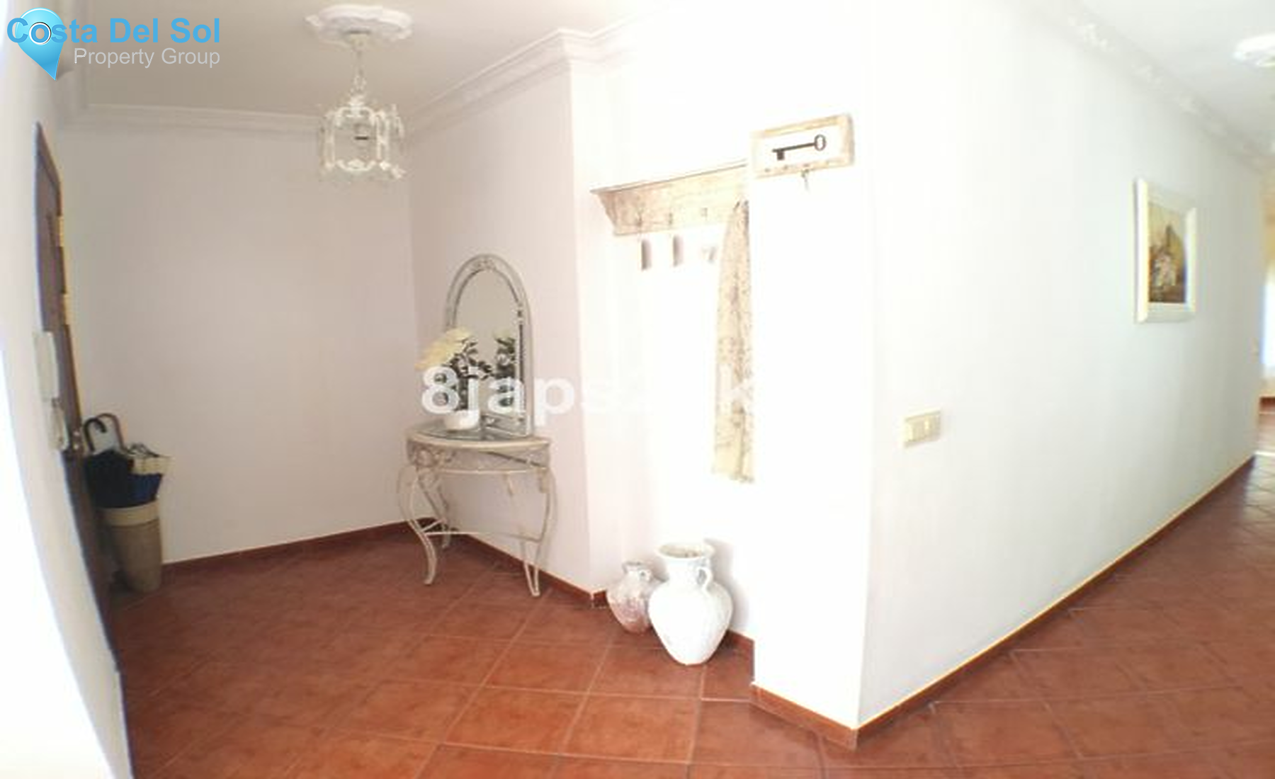Middle Floor Apartment in Estepona-1213377