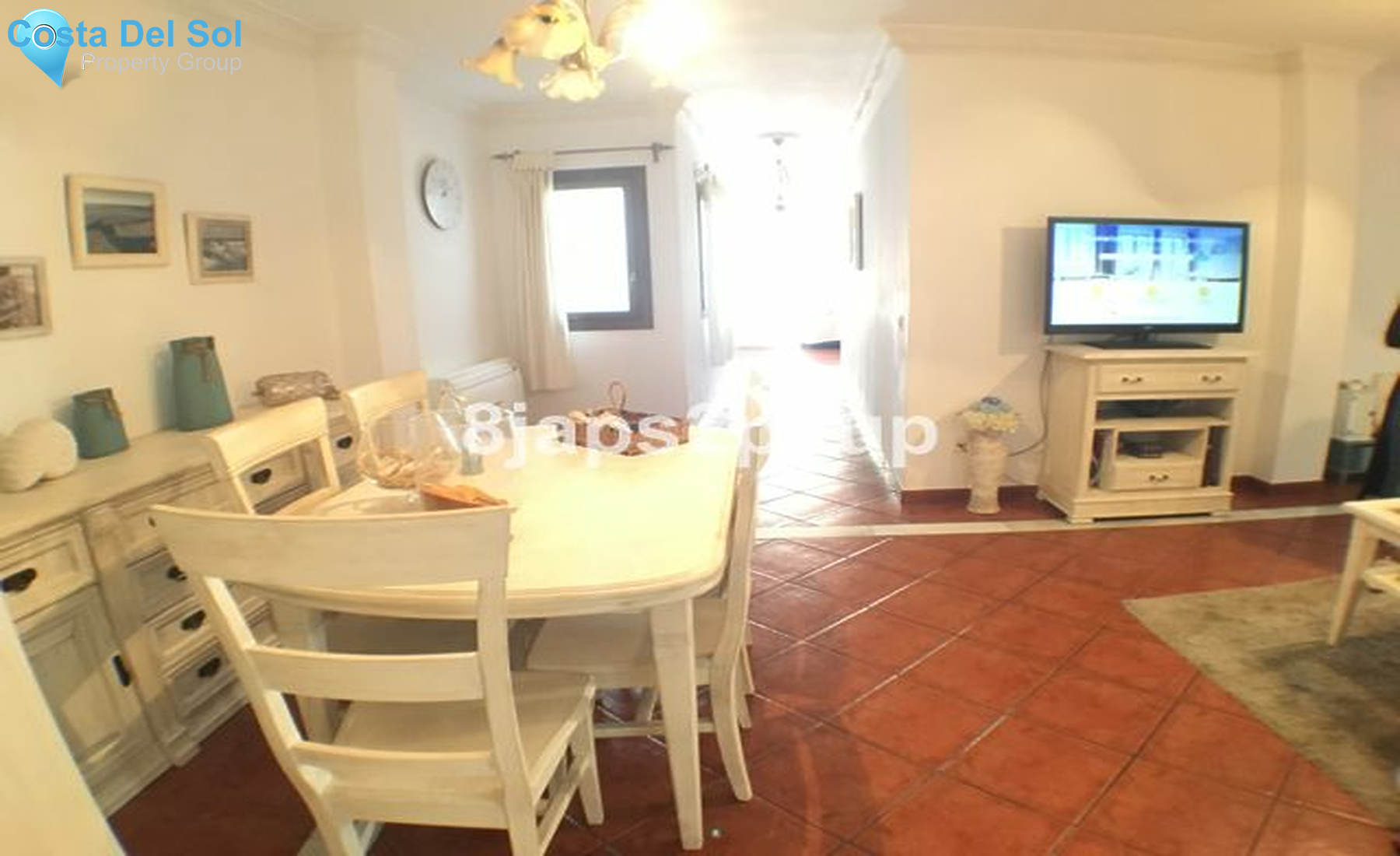 Middle Floor Apartment in Estepona-1213373