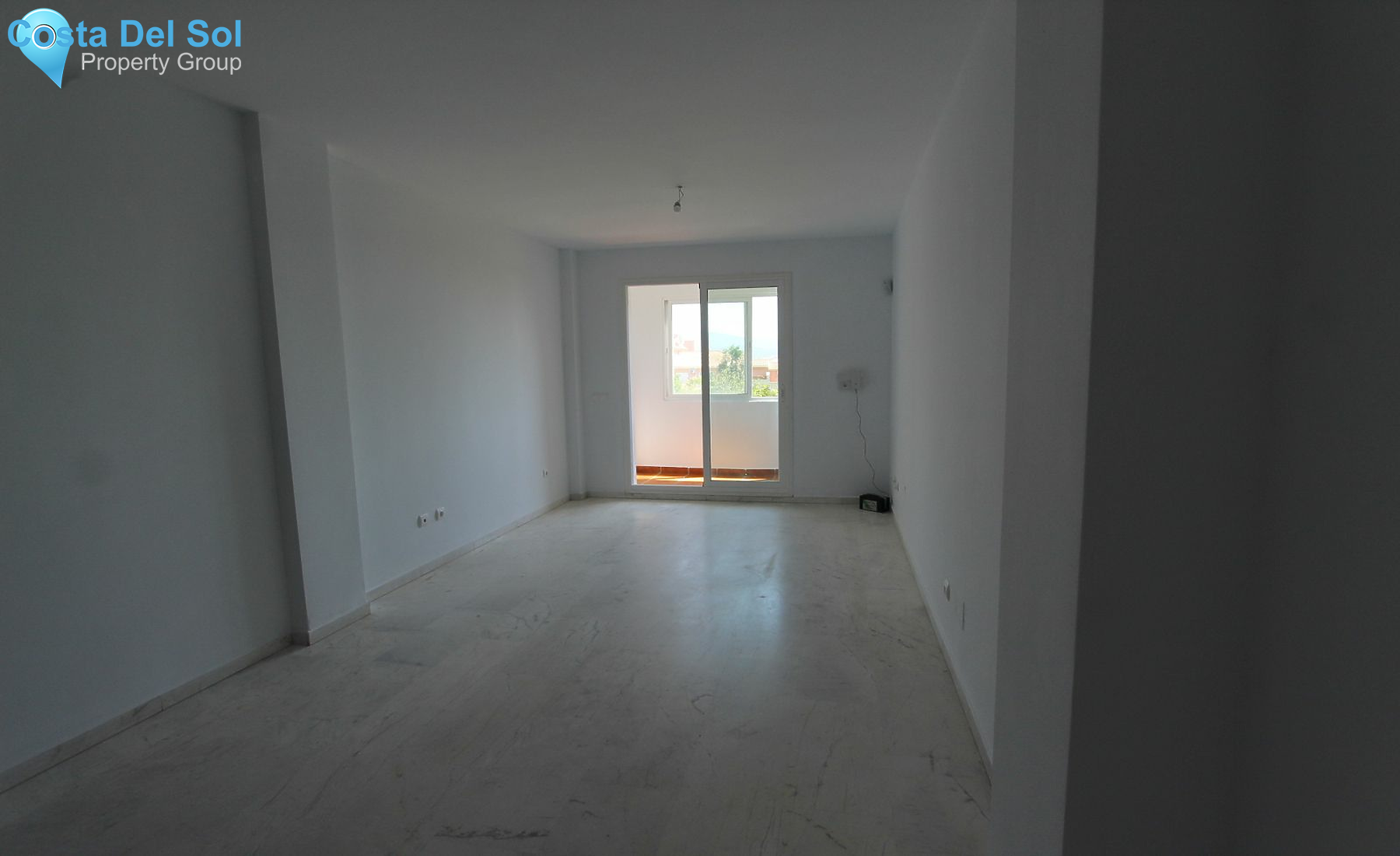 Middle Floor Apartment in Estepona-1214503