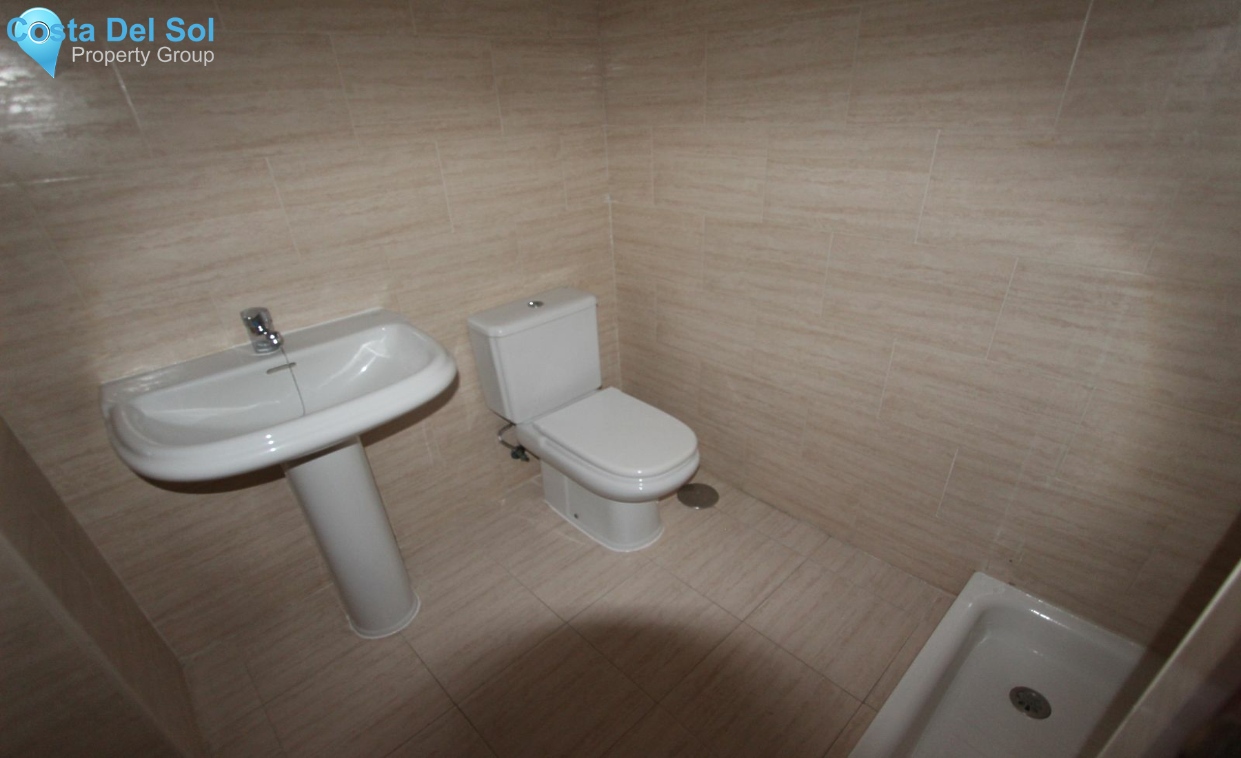 Middle Floor Apartment in Estepona-1214511