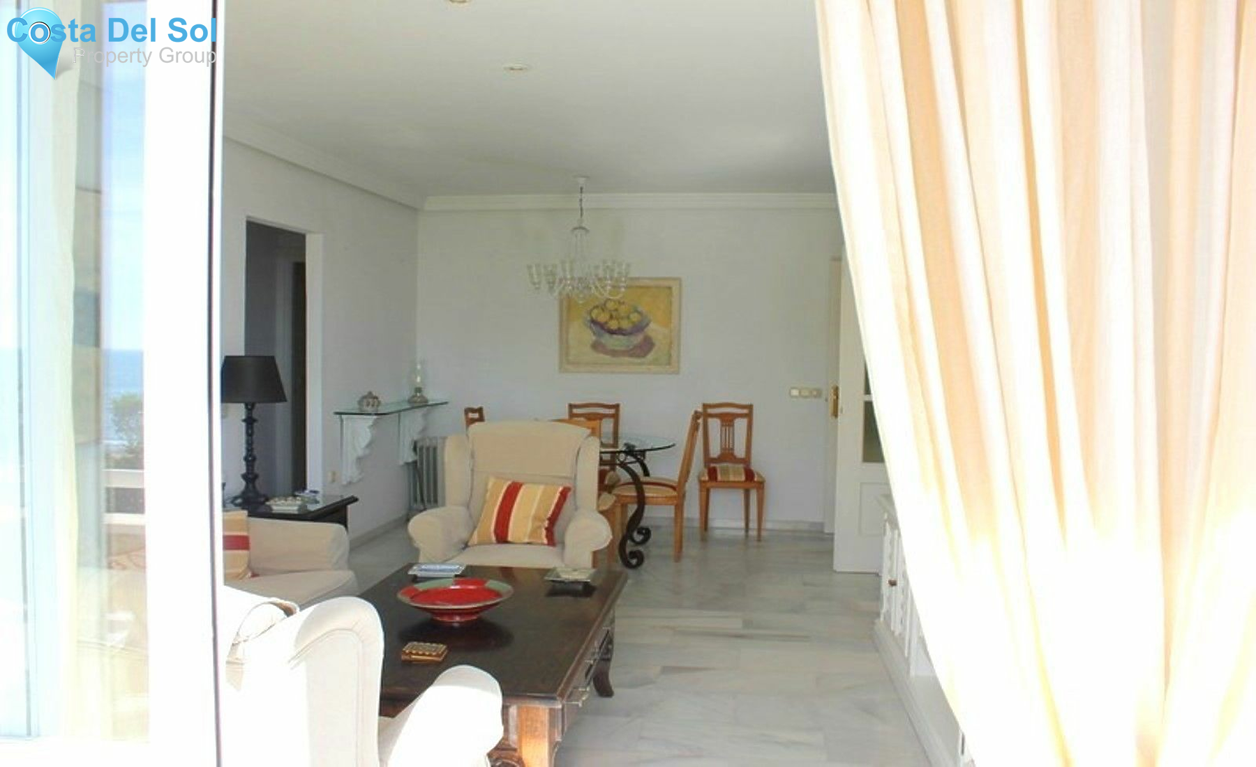 Middle Floor Apartment in Estepona-1216194