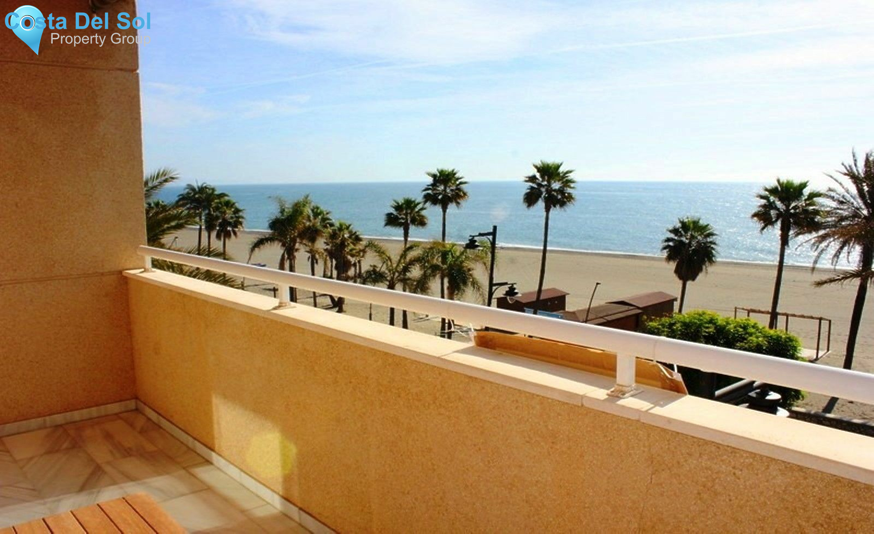 Middle Floor Apartment in Estepona-1216196