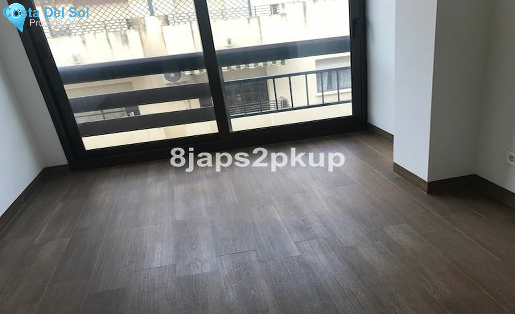 Middle Floor Apartment in Estepona-1225265