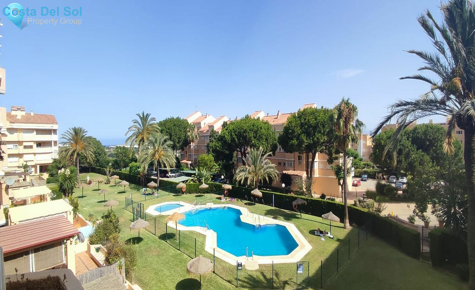 Middle Floor Apartment in Estepona