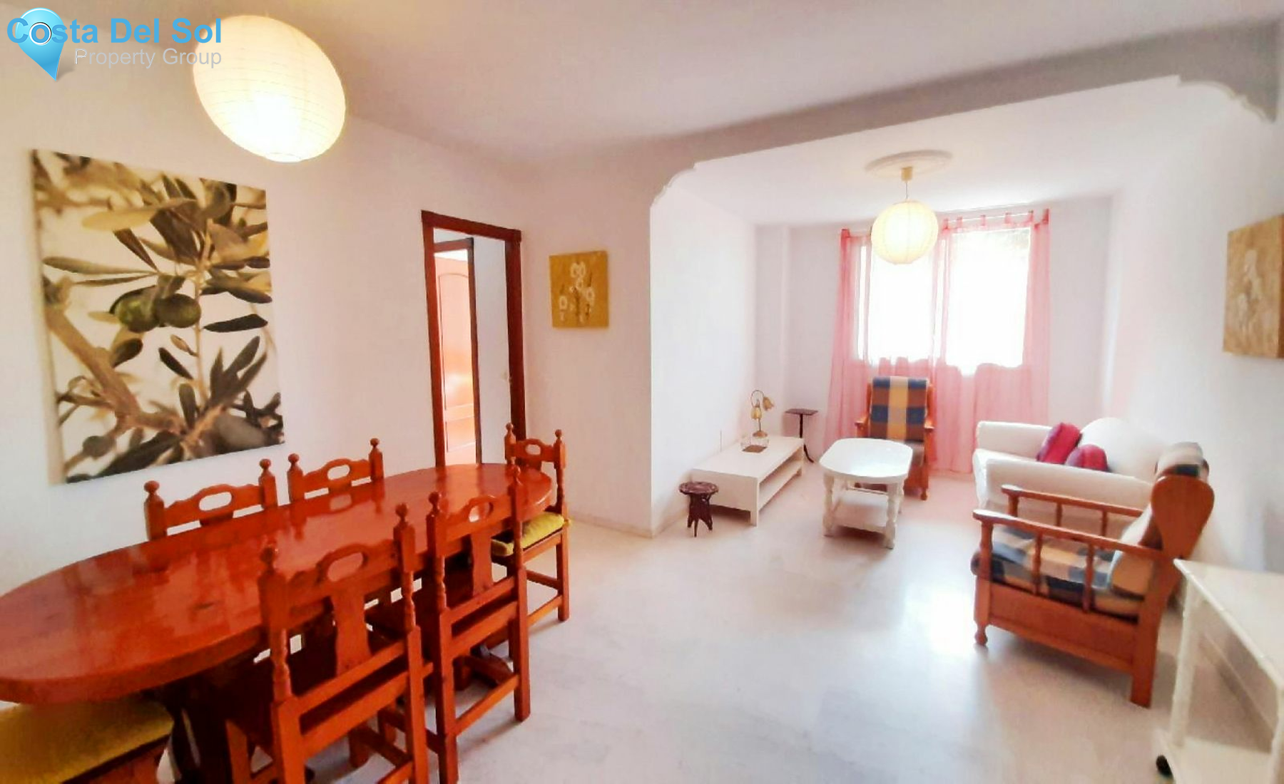 Middle Floor Apartment in Estepona-1389553