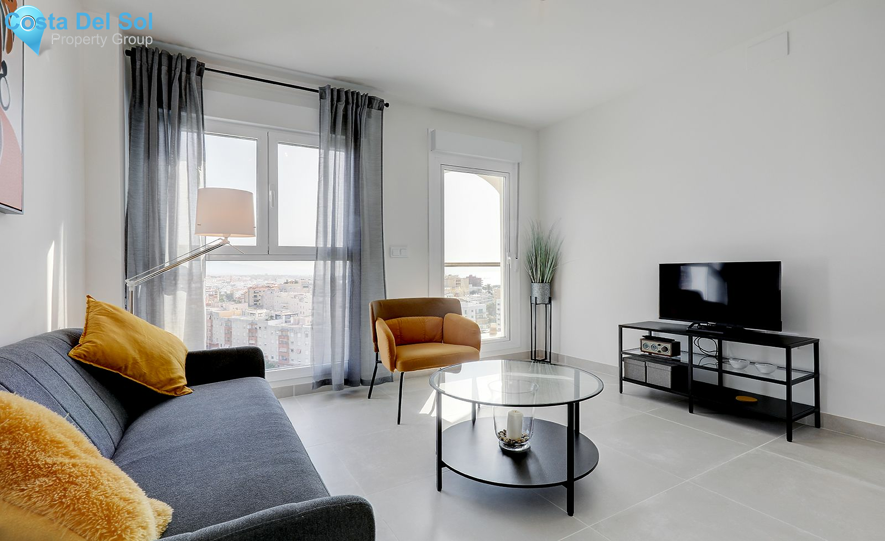 Middle Floor Apartment in Estepona-1391267