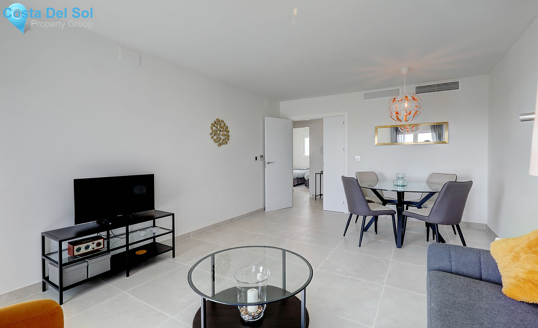 Middle Floor Apartment in Estepona-1391270