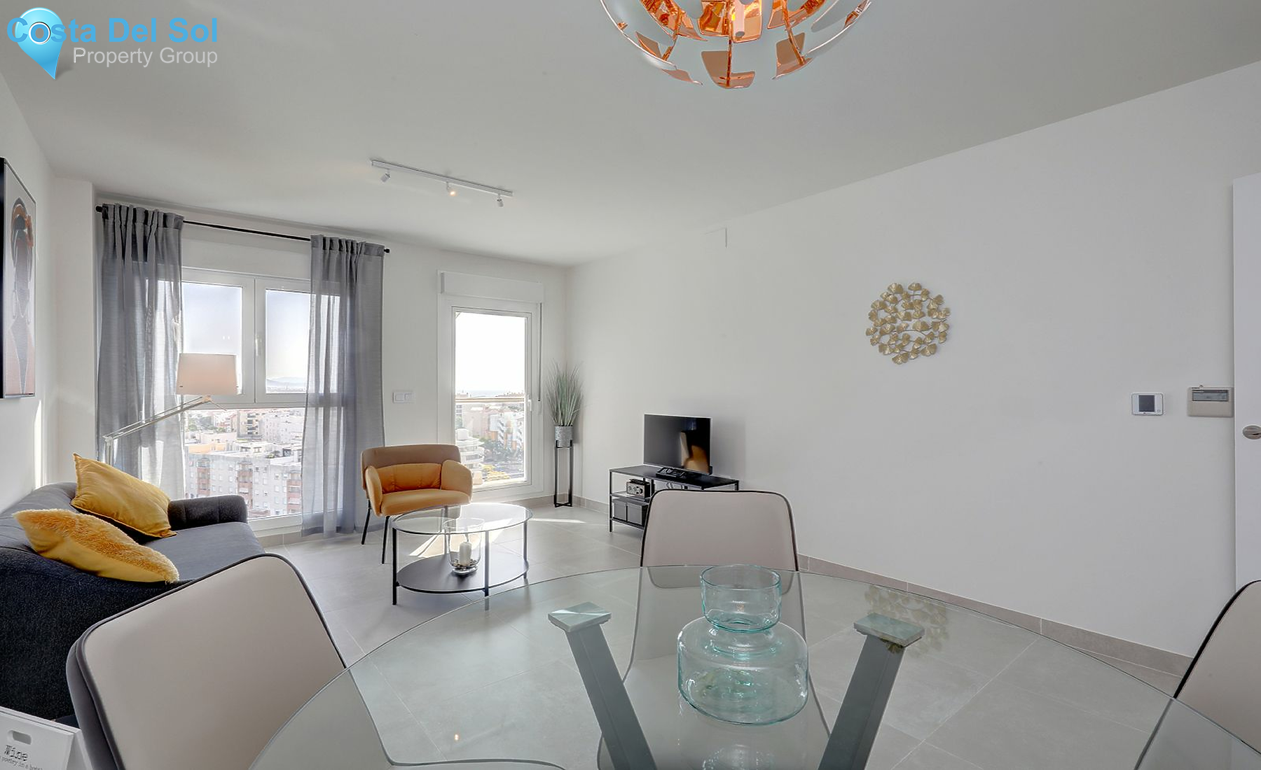 Middle Floor Apartment in Estepona-1391273