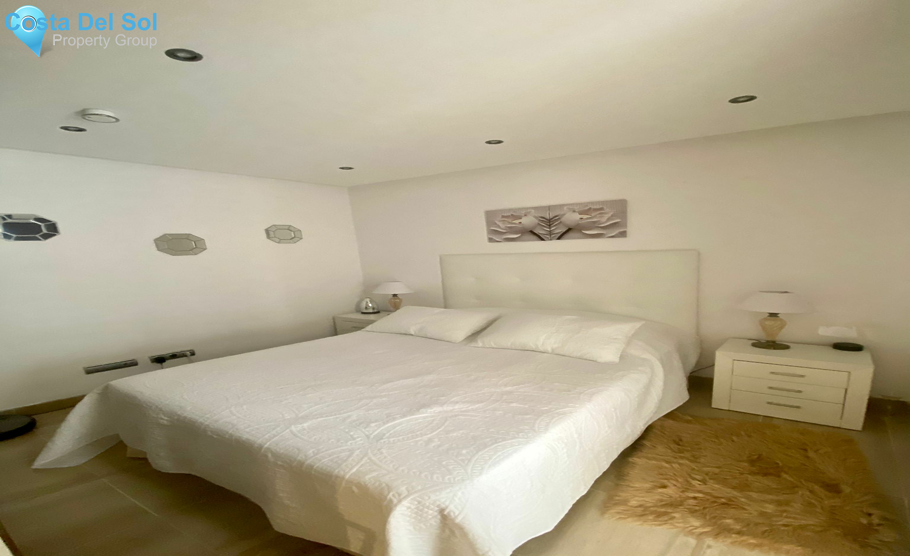 Middle Floor Apartment in Estepona-1394925