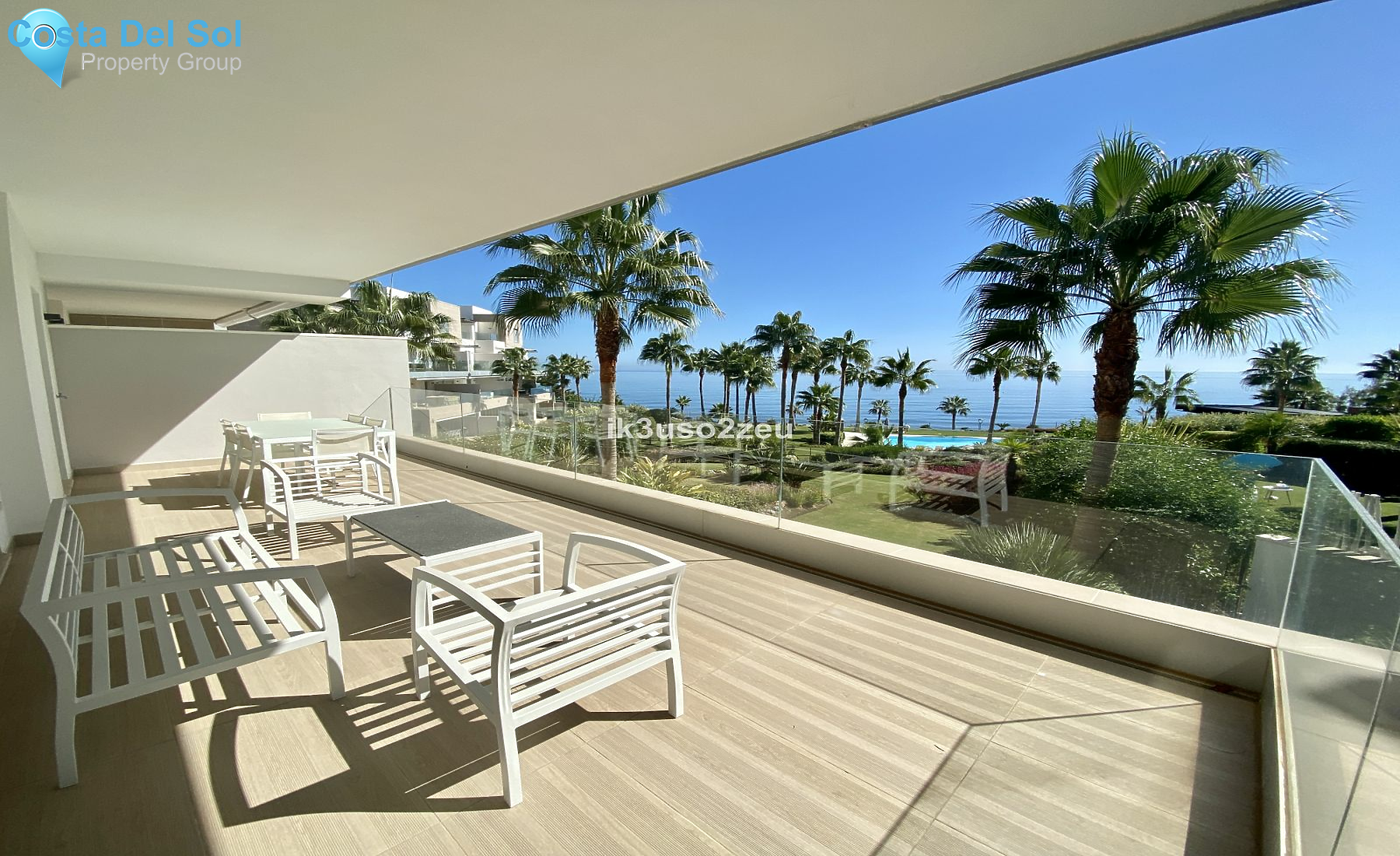 Middle Floor Apartment in Estepona