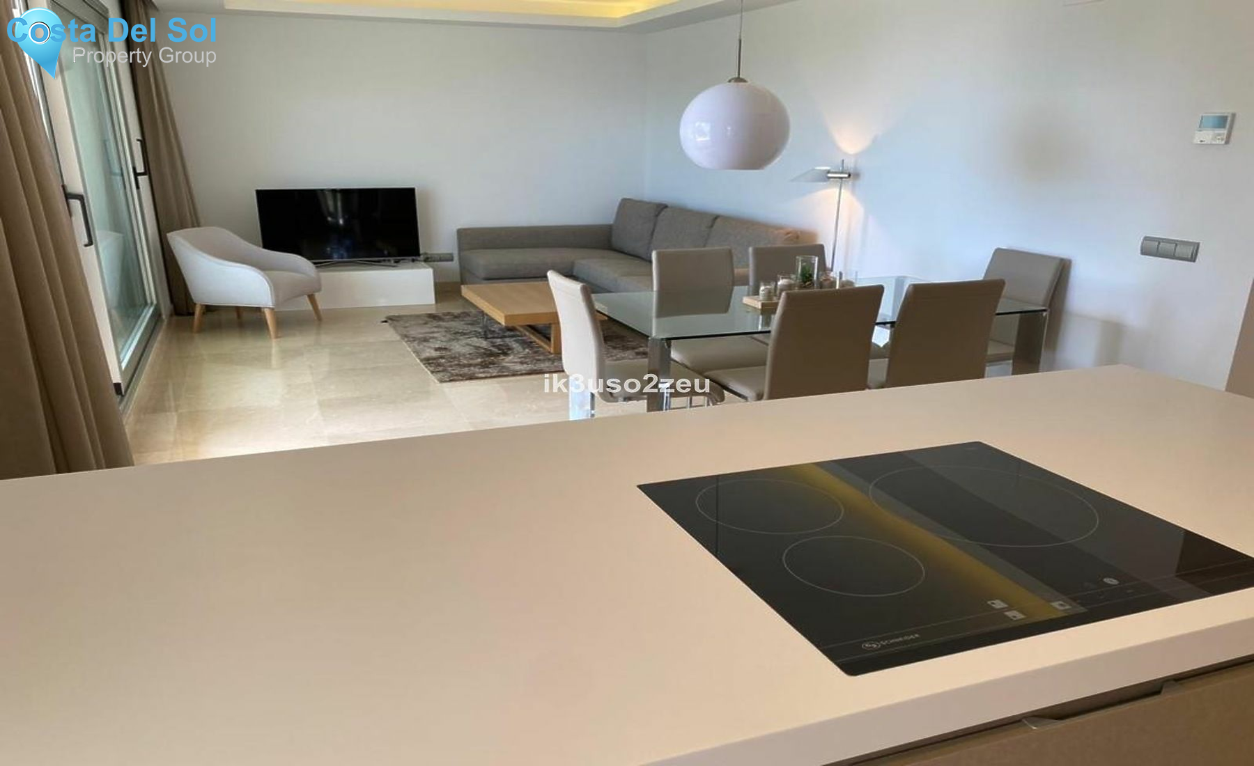 Middle Floor Apartment in Estepona-1395110