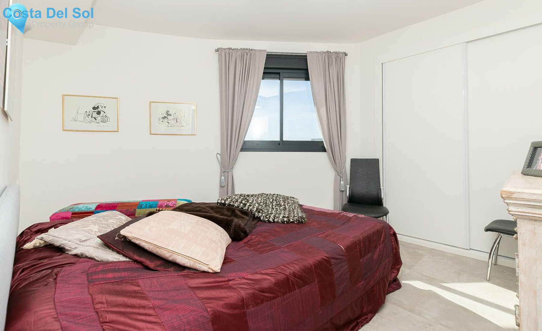 Middle Floor Apartment in Estepona-1395914