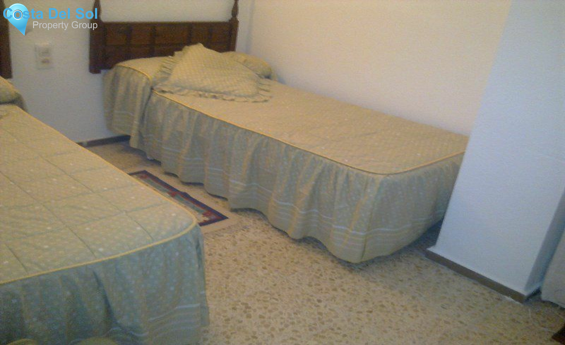 Middle Floor Apartment in Estepona-1398245