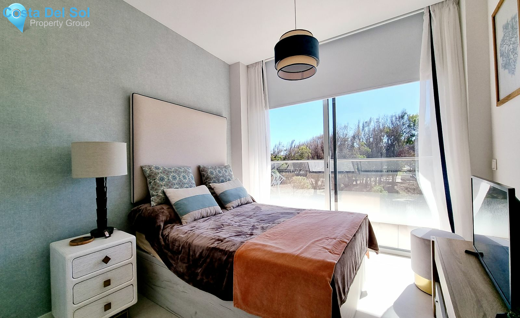 Middle Floor Apartment in Estepona-1419435