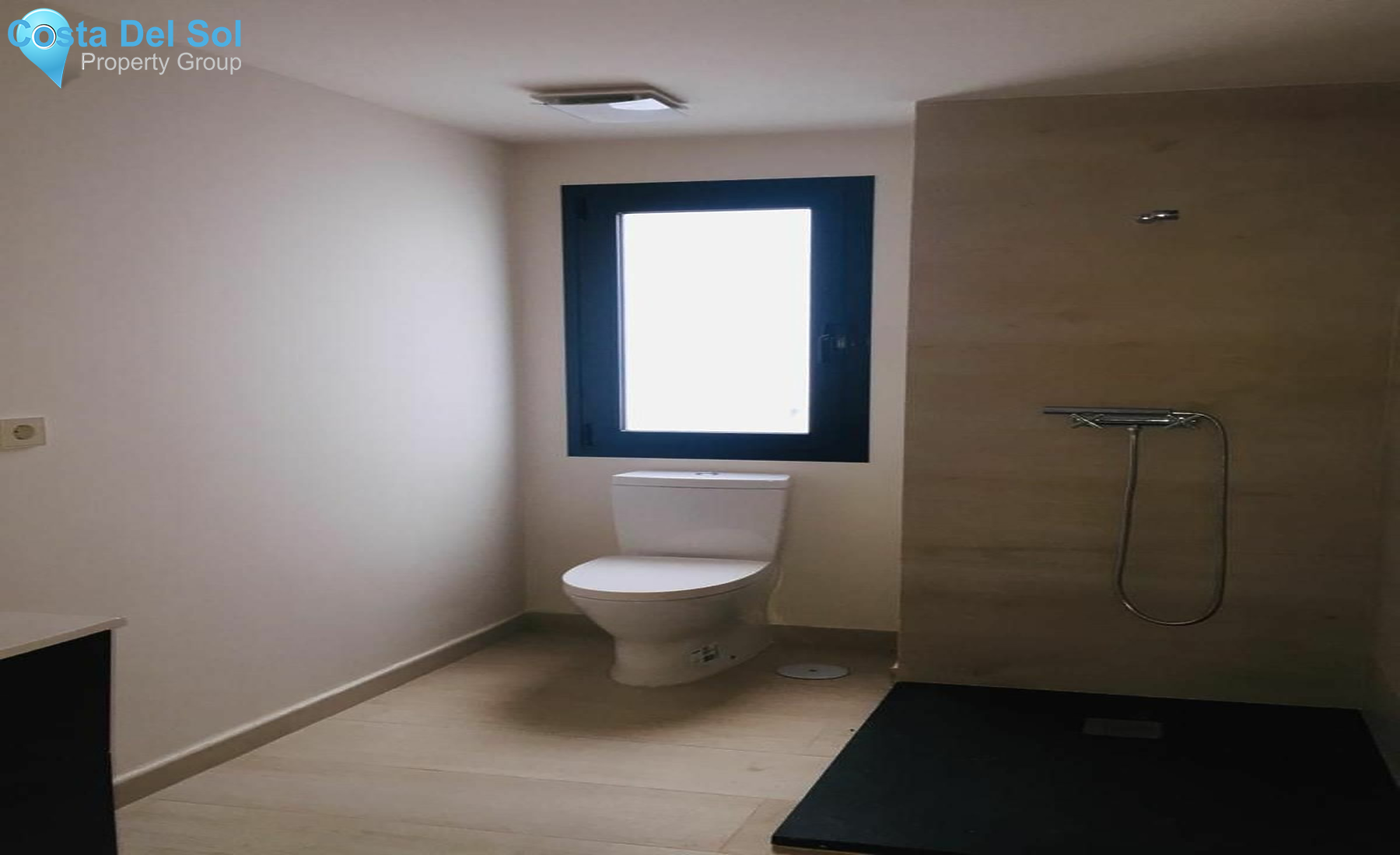 Middle Floor Apartment in Estepona-1423655