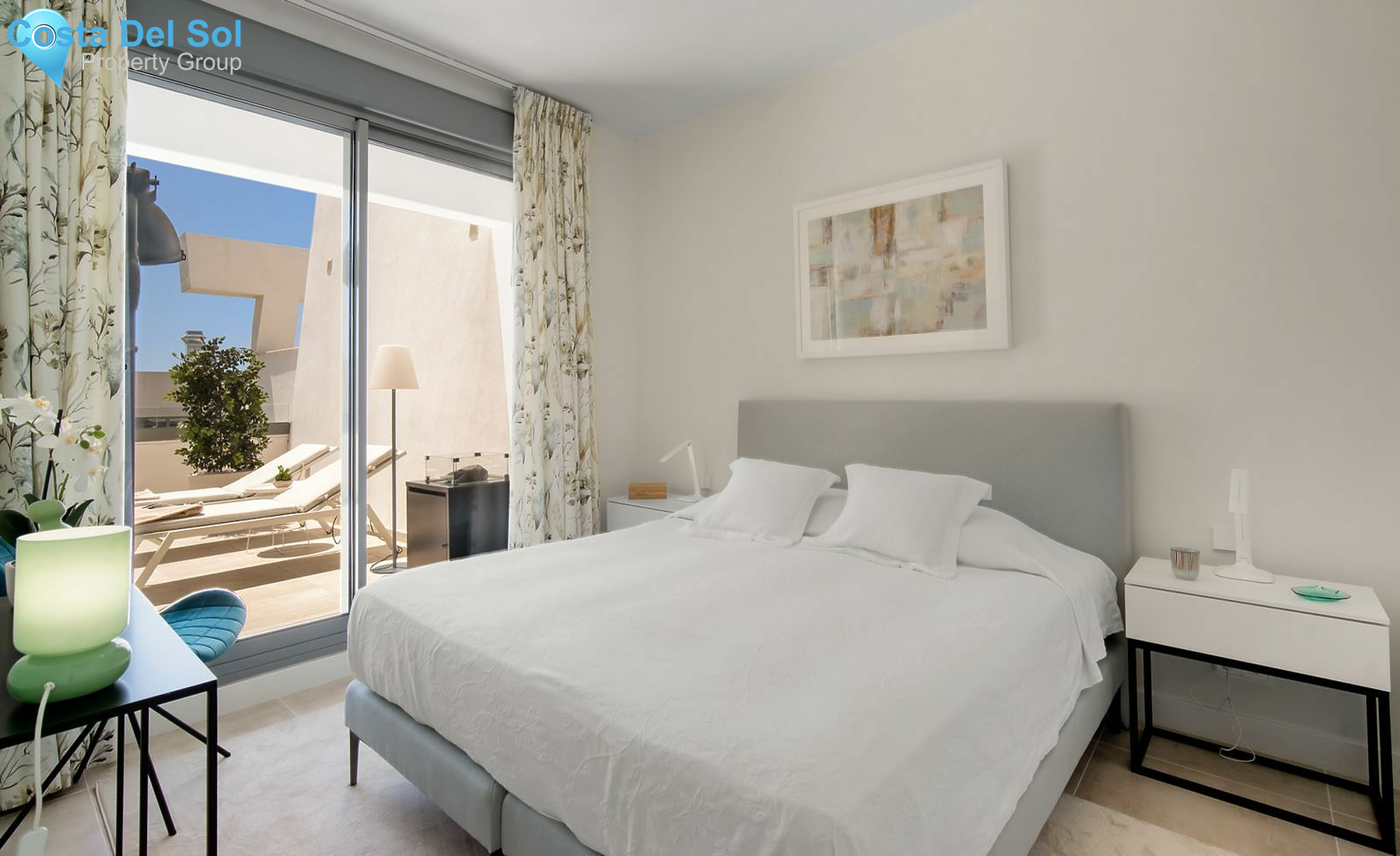 Middle Floor Apartment in Estepona-1428175