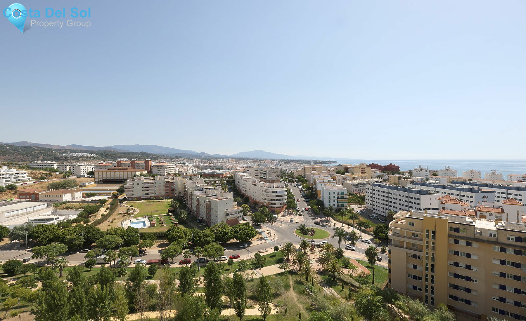 Middle Floor Apartment in Estepona-1428584