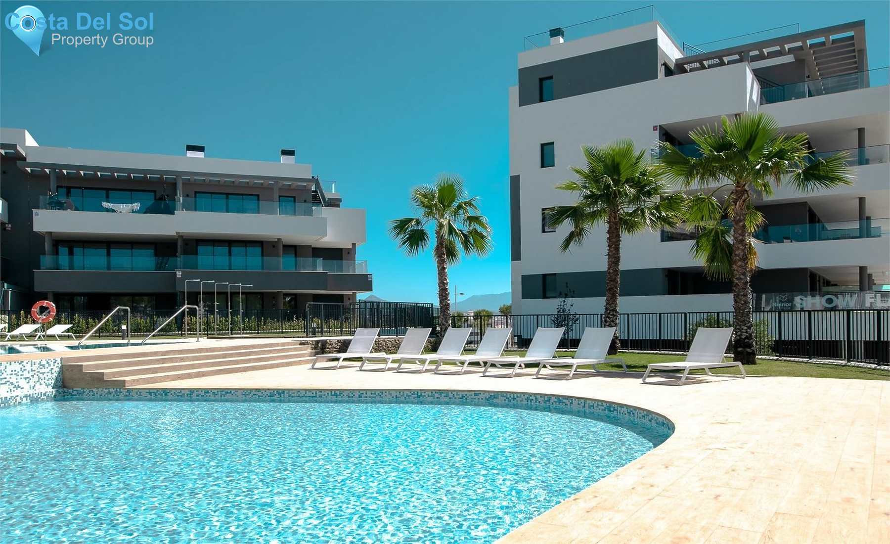 Middle Floor Apartment in Estepona