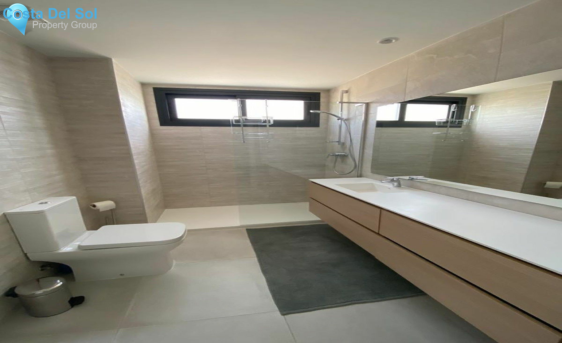 Middle Floor Apartment in Estepona-1445051