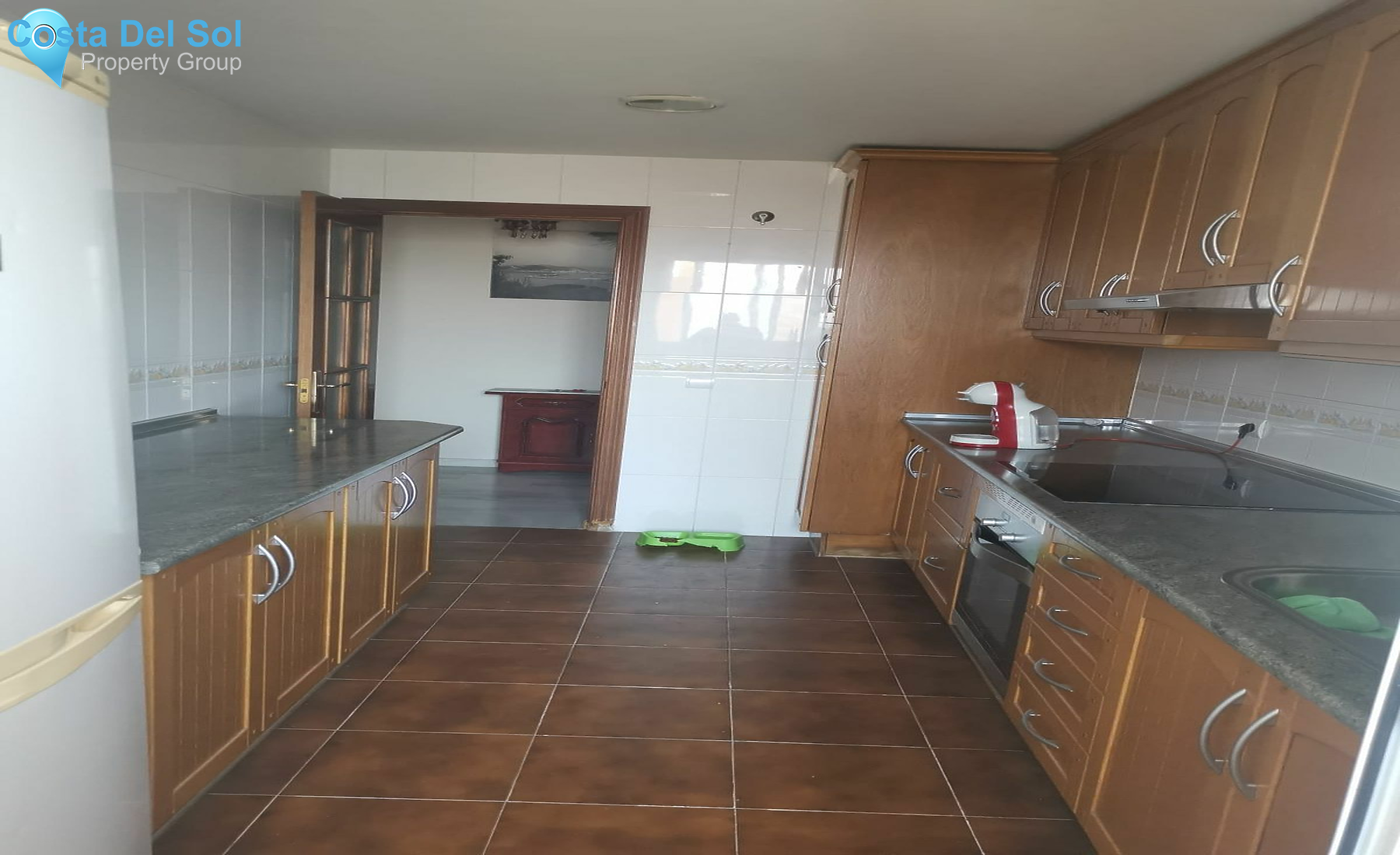 Middle Floor Apartment in Estepona-1467244