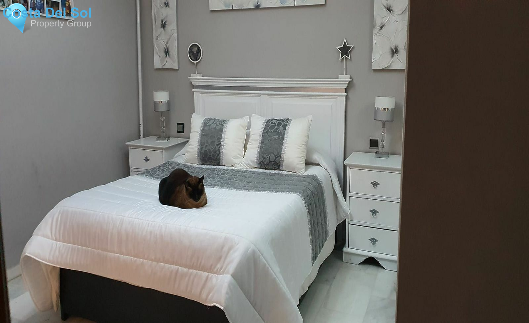 Middle Floor Apartment in Estepona-1467247