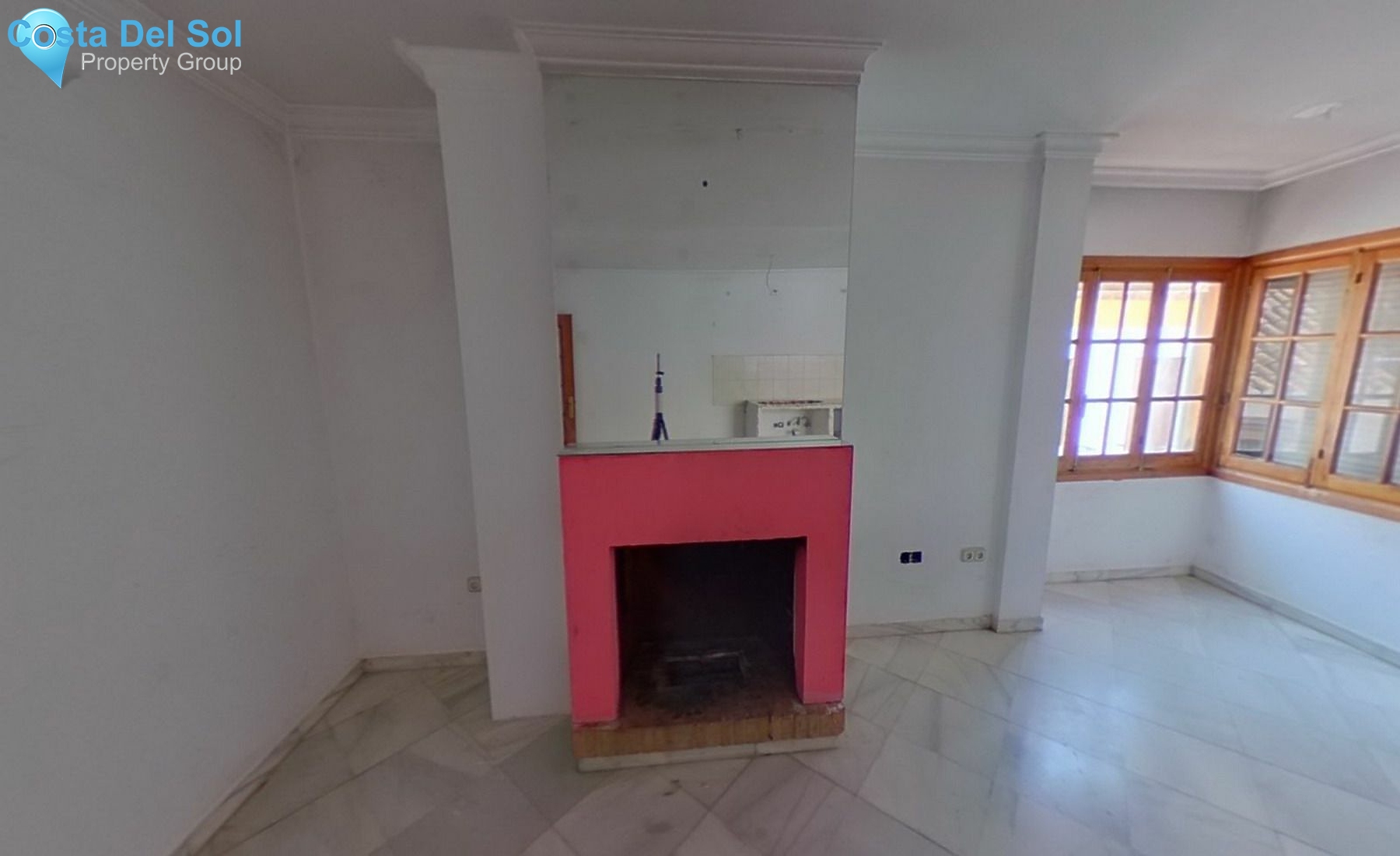 Middle Floor Apartment in Estepona-1473779