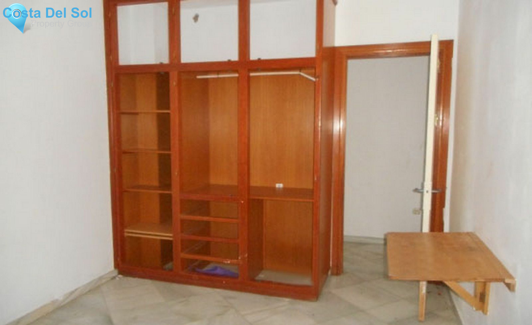 Middle Floor Apartment in Estepona-1473786