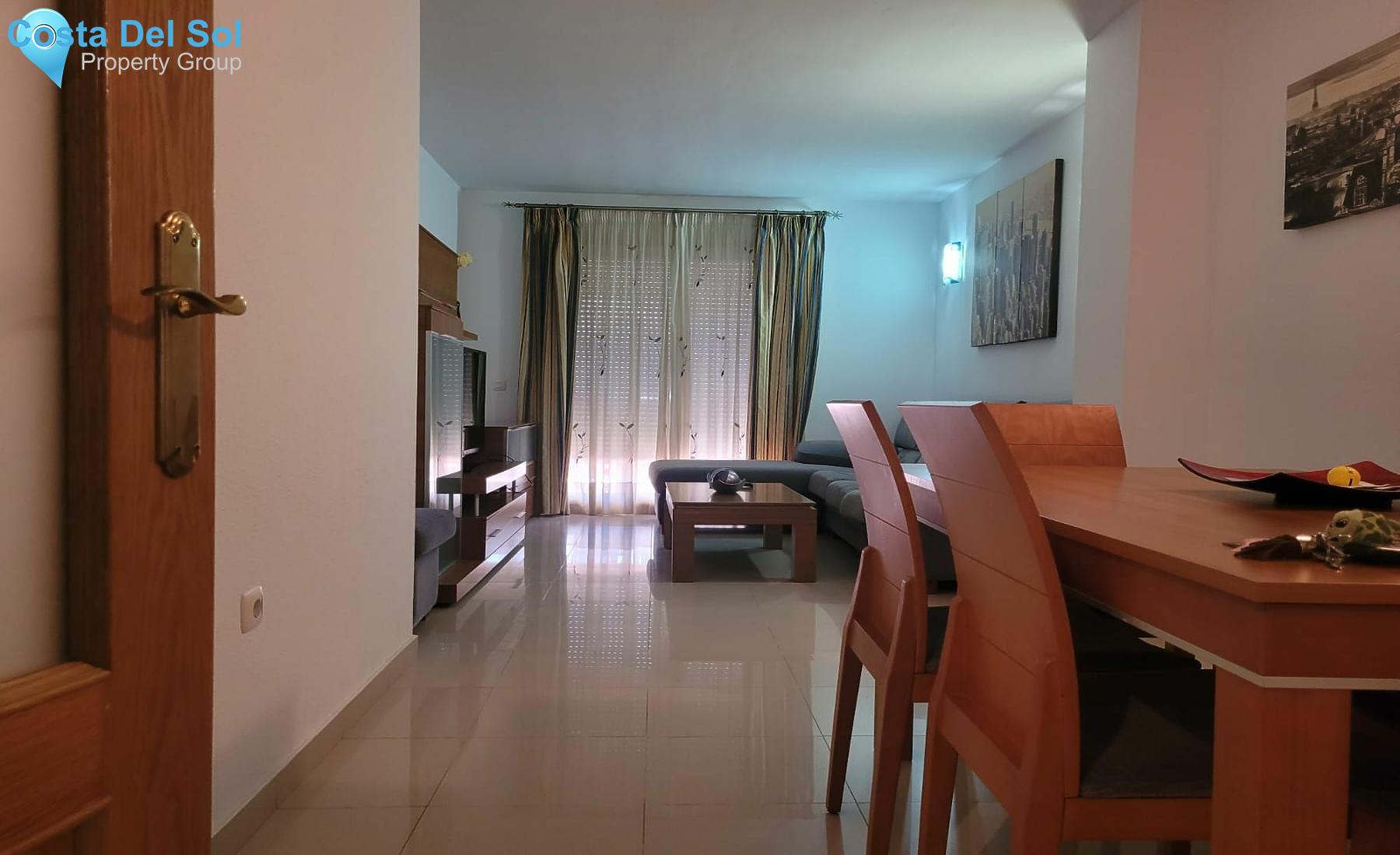 Middle Floor Apartment in Estepona-1474000