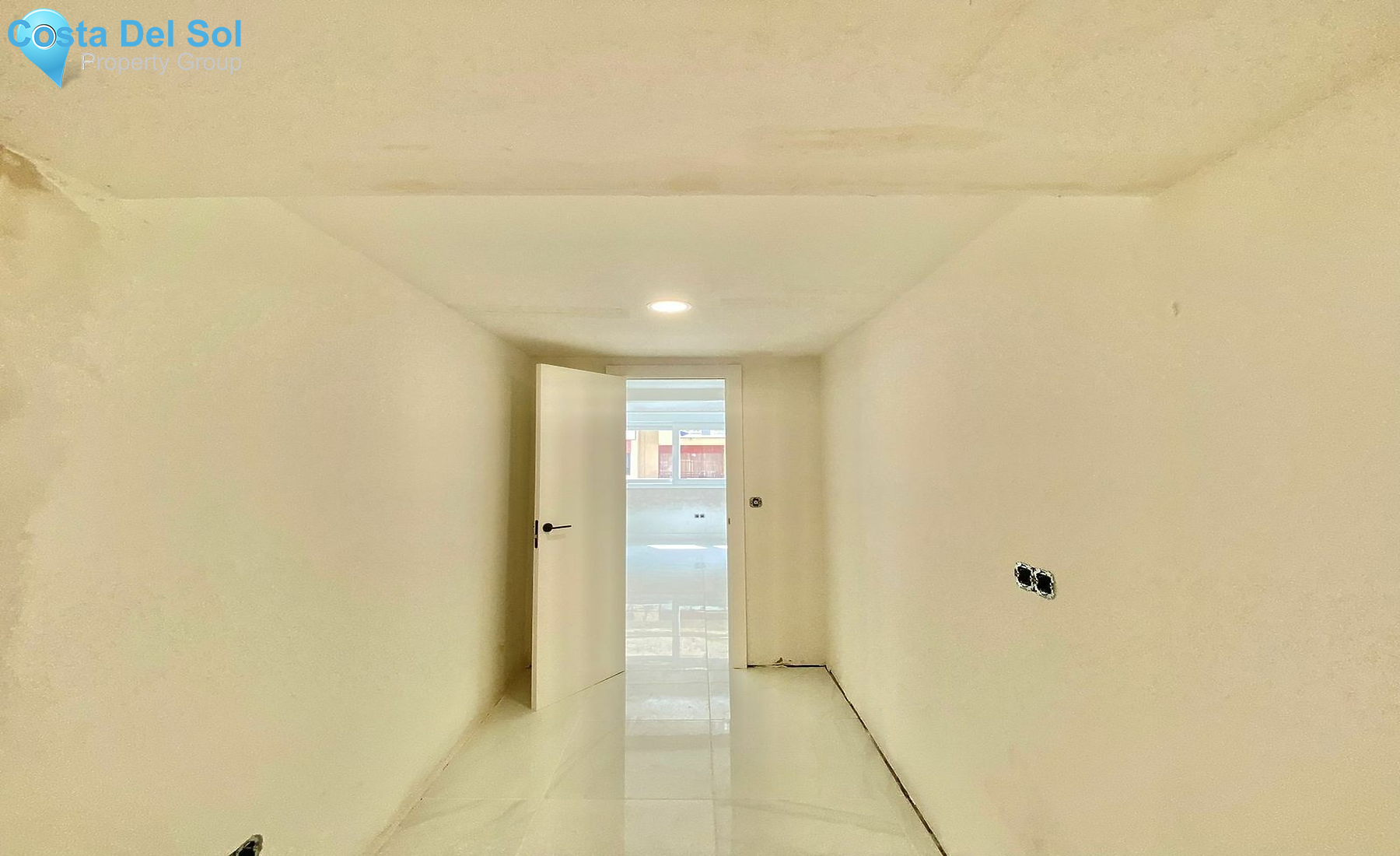 Middle Floor Apartment in Estepona-1474629