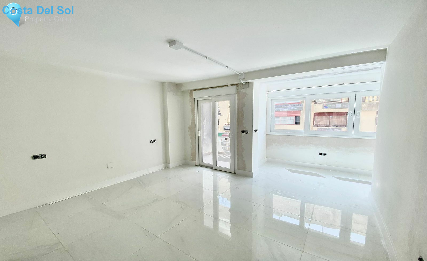 Middle Floor Apartment in Estepona-1474623