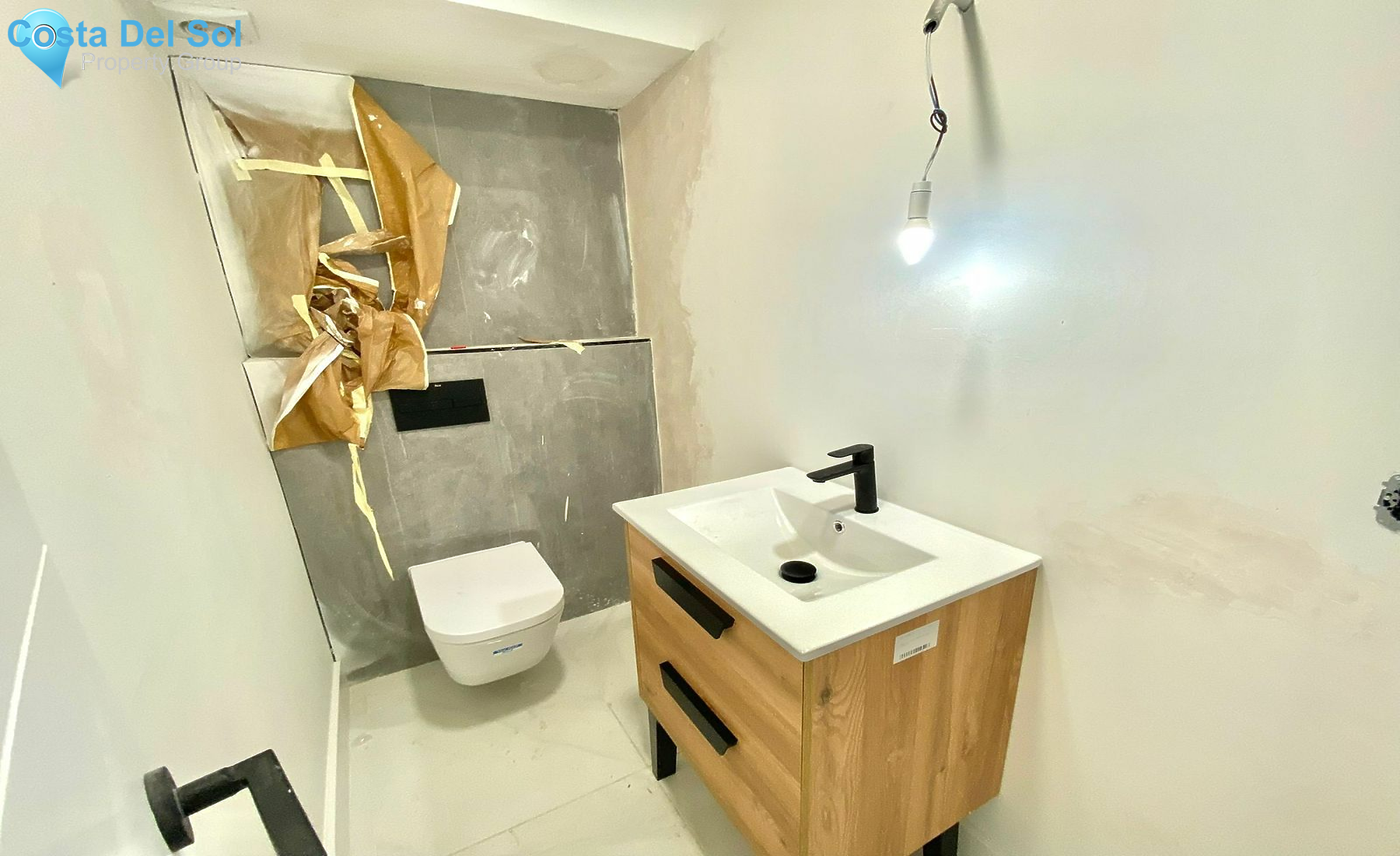 Middle Floor Apartment in Estepona-1474625