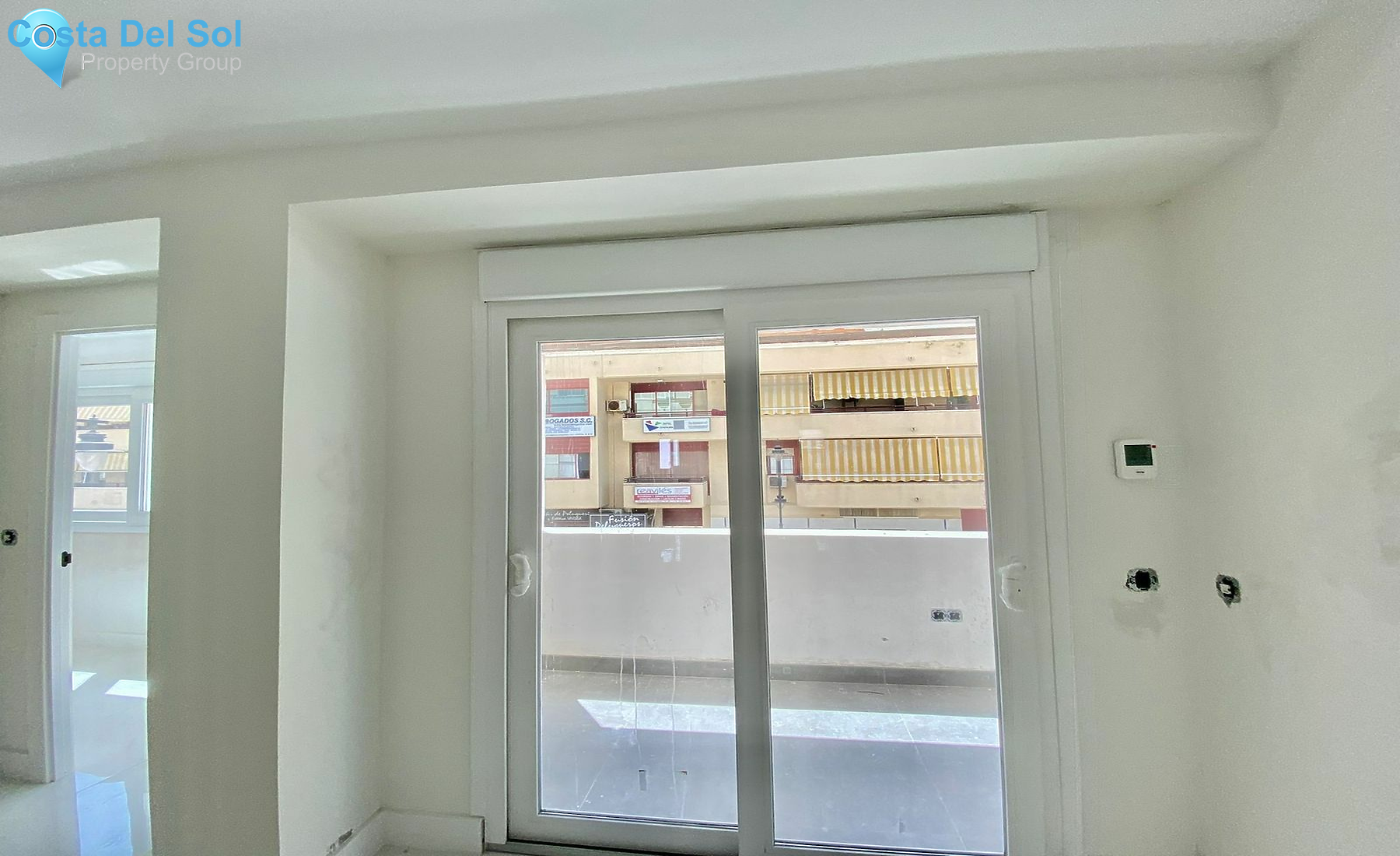 Middle Floor Apartment in Estepona-1474627