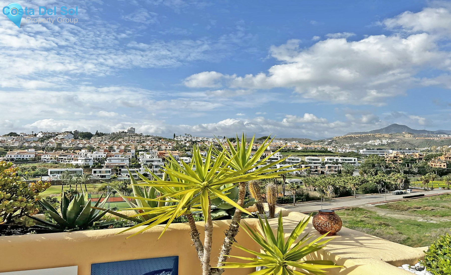 Middle Floor Apartment in Estepona-1474770