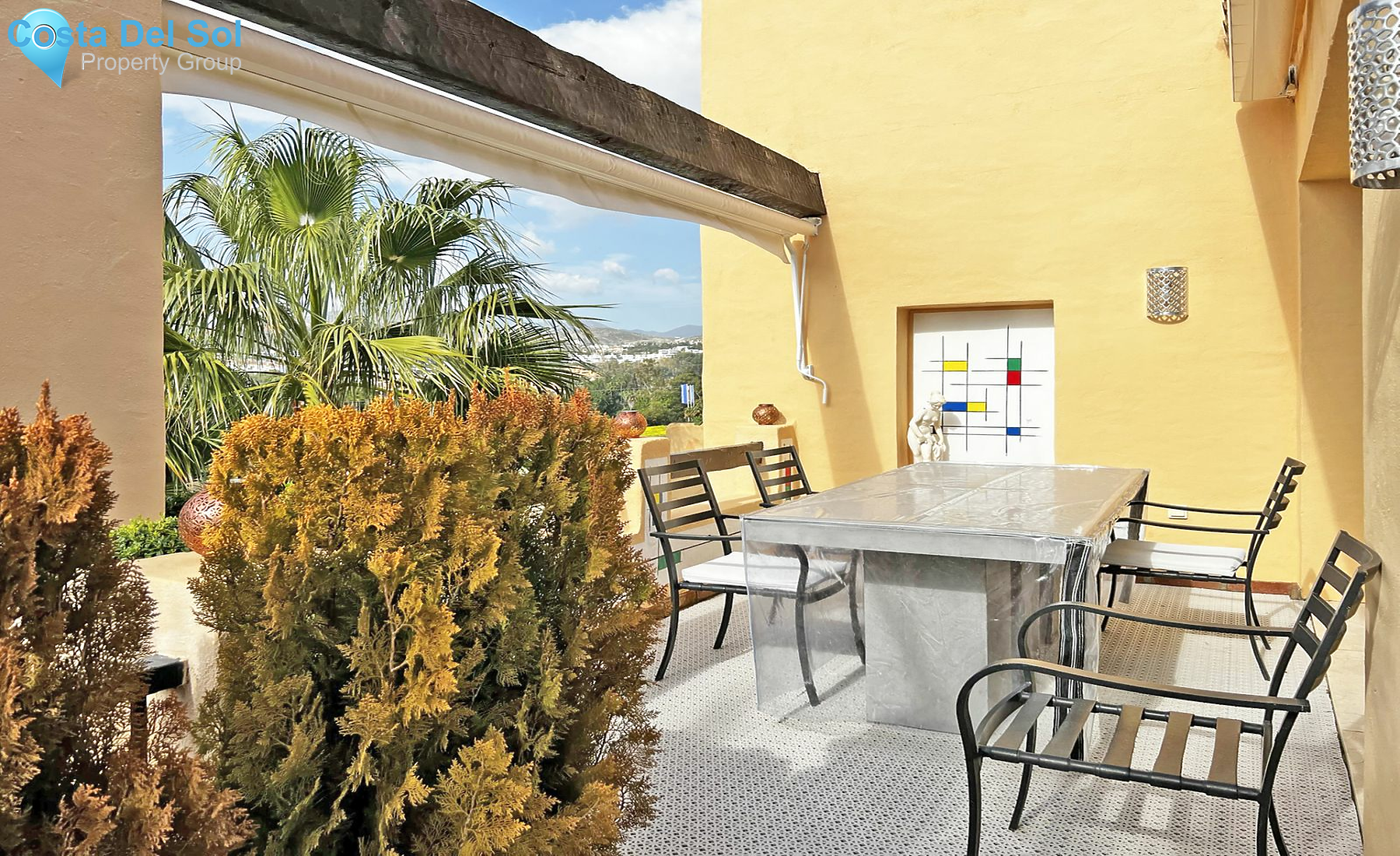 Middle Floor Apartment in Estepona-1474756