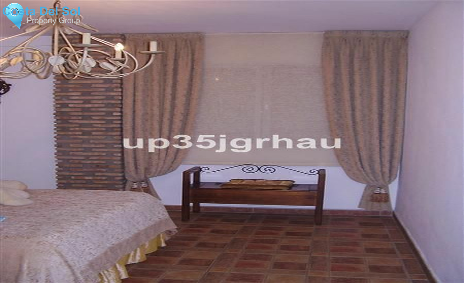 Middle Floor Apartment in Estepona-1475518