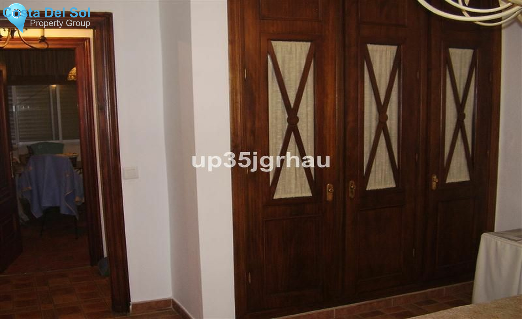 Middle Floor Apartment in Estepona-1475519