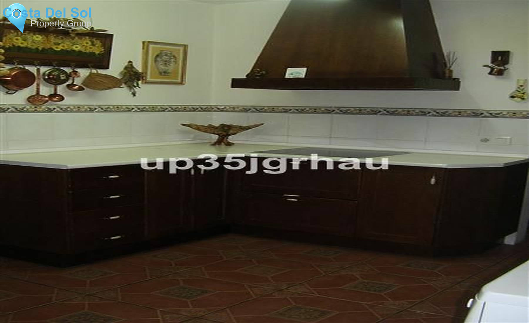 Middle Floor Apartment in Estepona-1475522