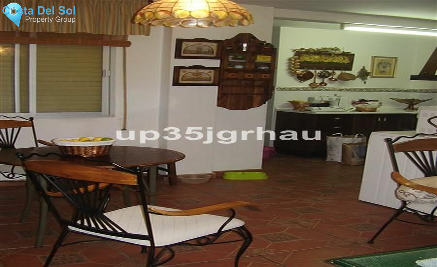 Middle Floor Apartment in Estepona-1475524