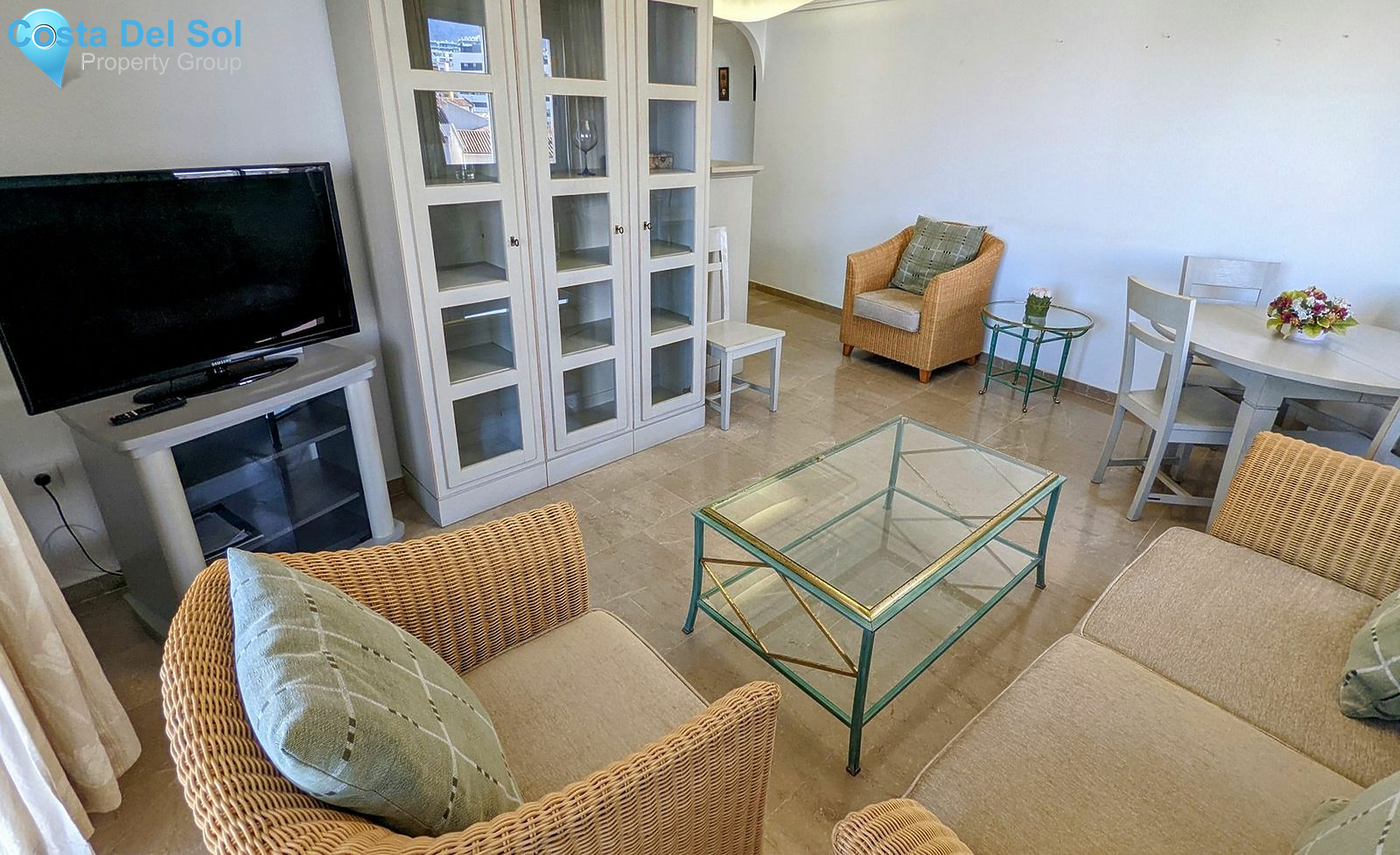 Middle Floor Apartment in Estepona-1488049