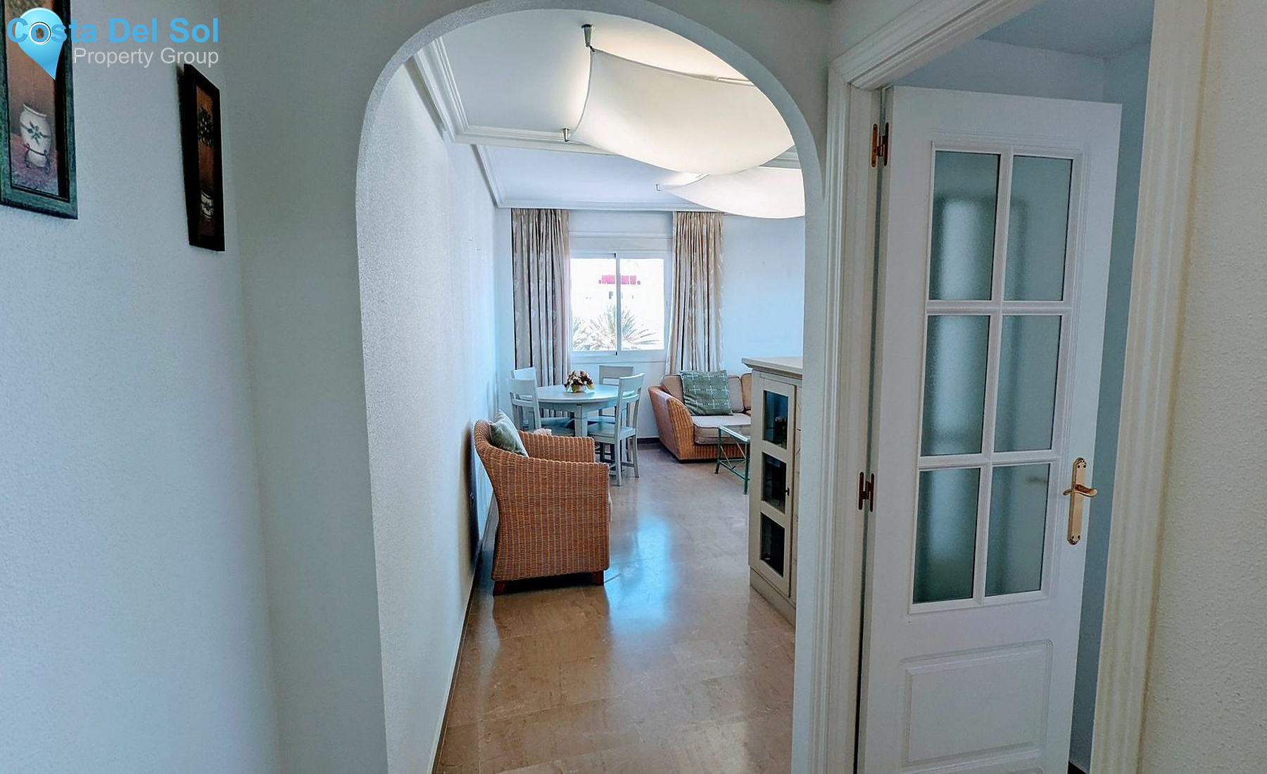 Middle Floor Apartment in Estepona-1488053